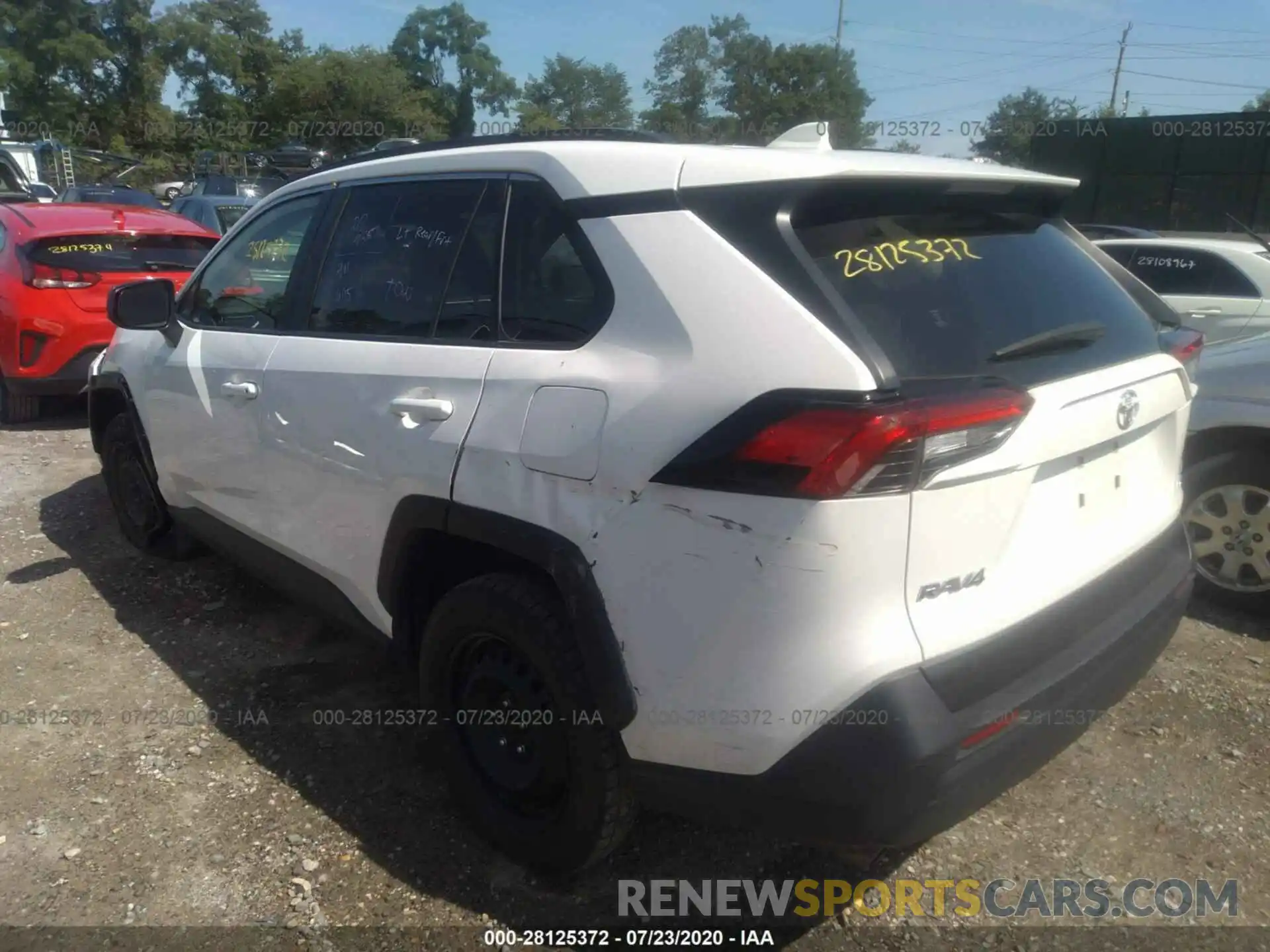 3 Photograph of a damaged car JTMF1RFV1KD007257 TOYOTA RAV4 2019