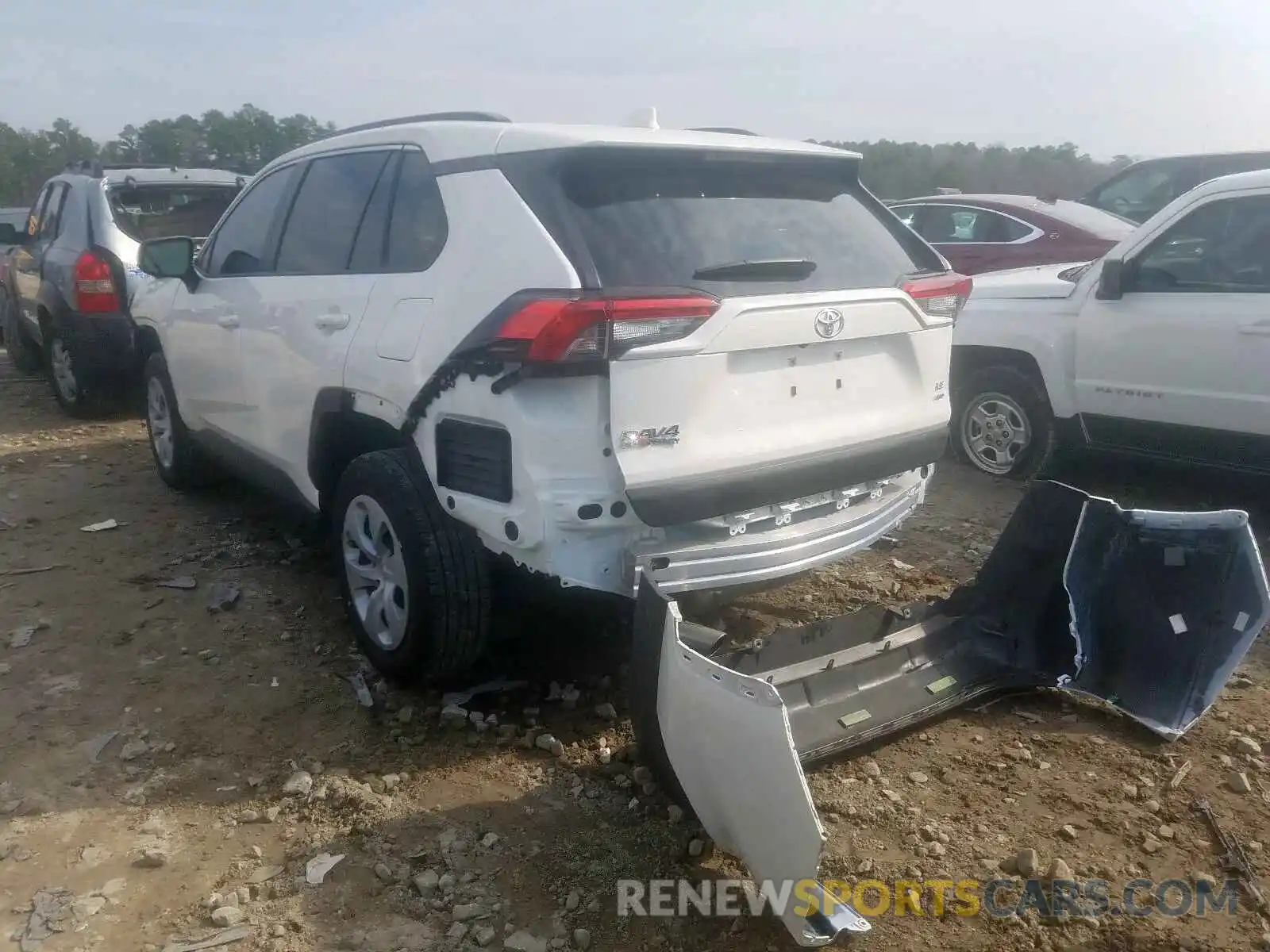 3 Photograph of a damaged car JTMF1RFV1KD027802 TOYOTA RAV4 2019