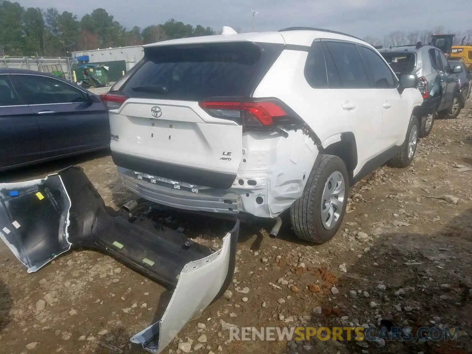 4 Photograph of a damaged car JTMF1RFV1KD027802 TOYOTA RAV4 2019