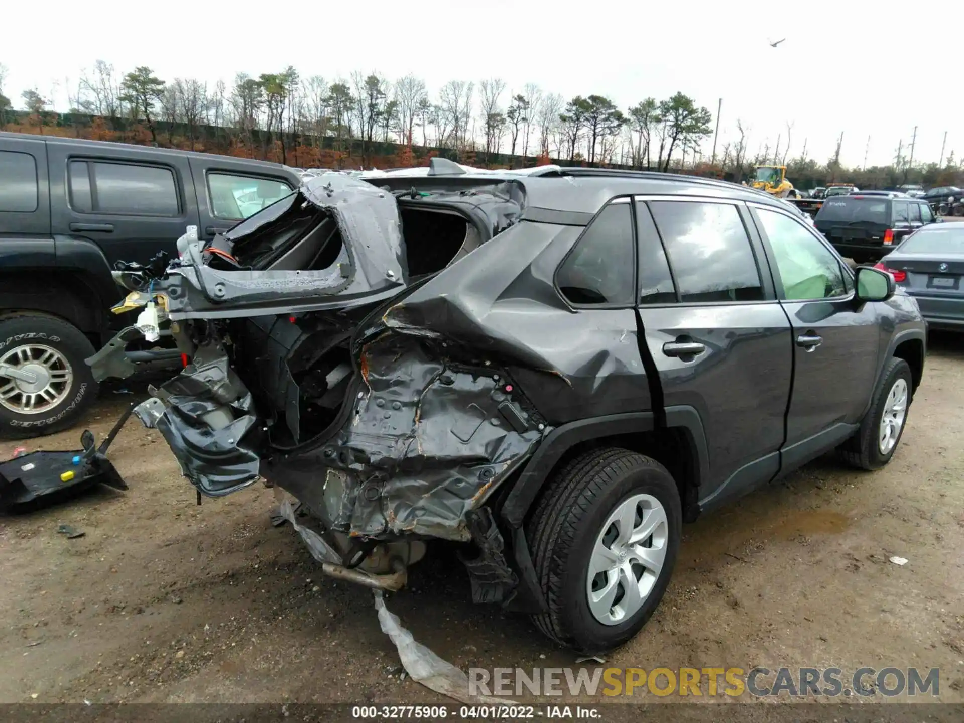 4 Photograph of a damaged car JTMF1RFV1KJ005249 TOYOTA RAV4 2019