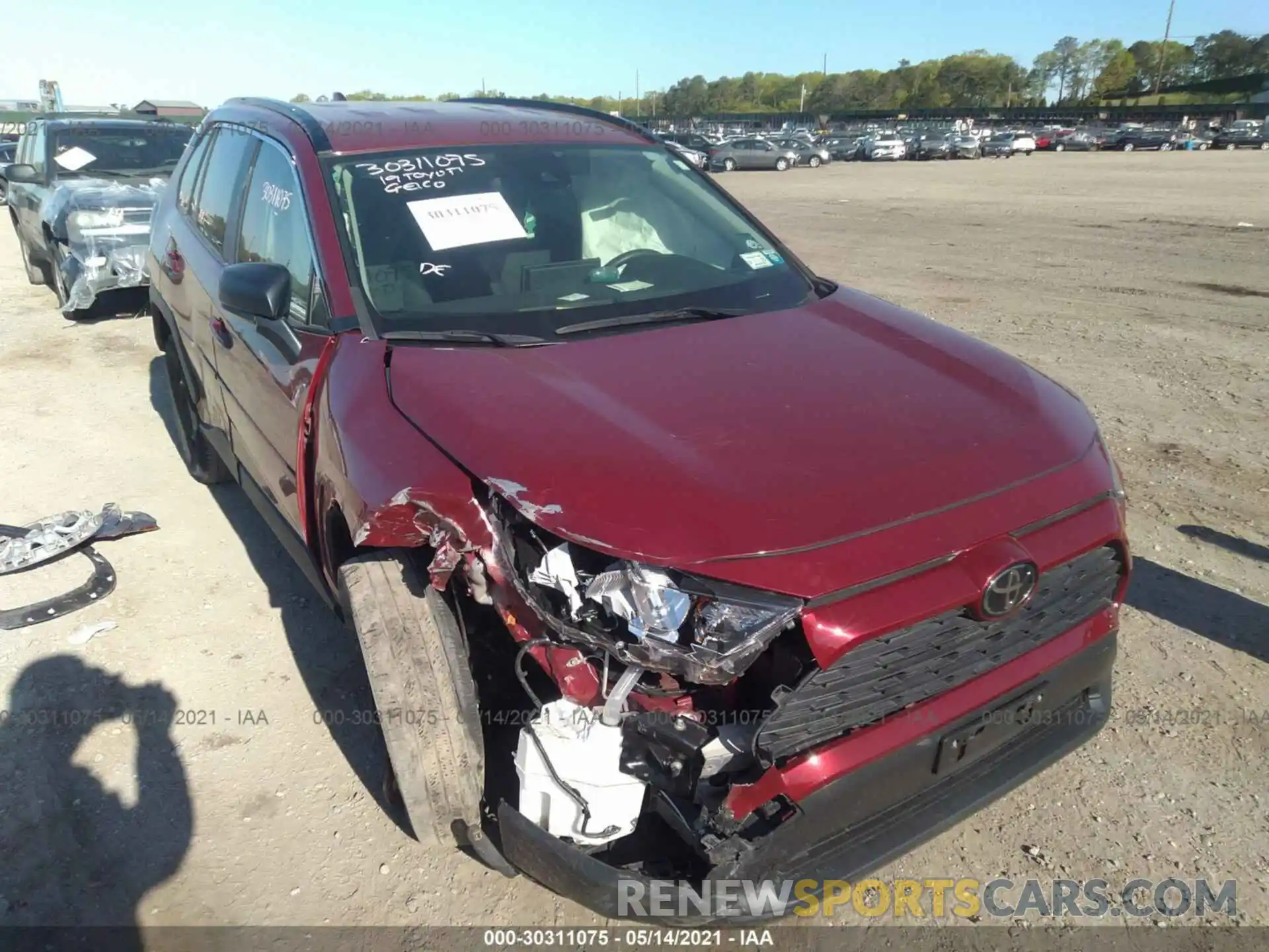 6 Photograph of a damaged car JTMF1RFV1KJ009916 TOYOTA RAV4 2019