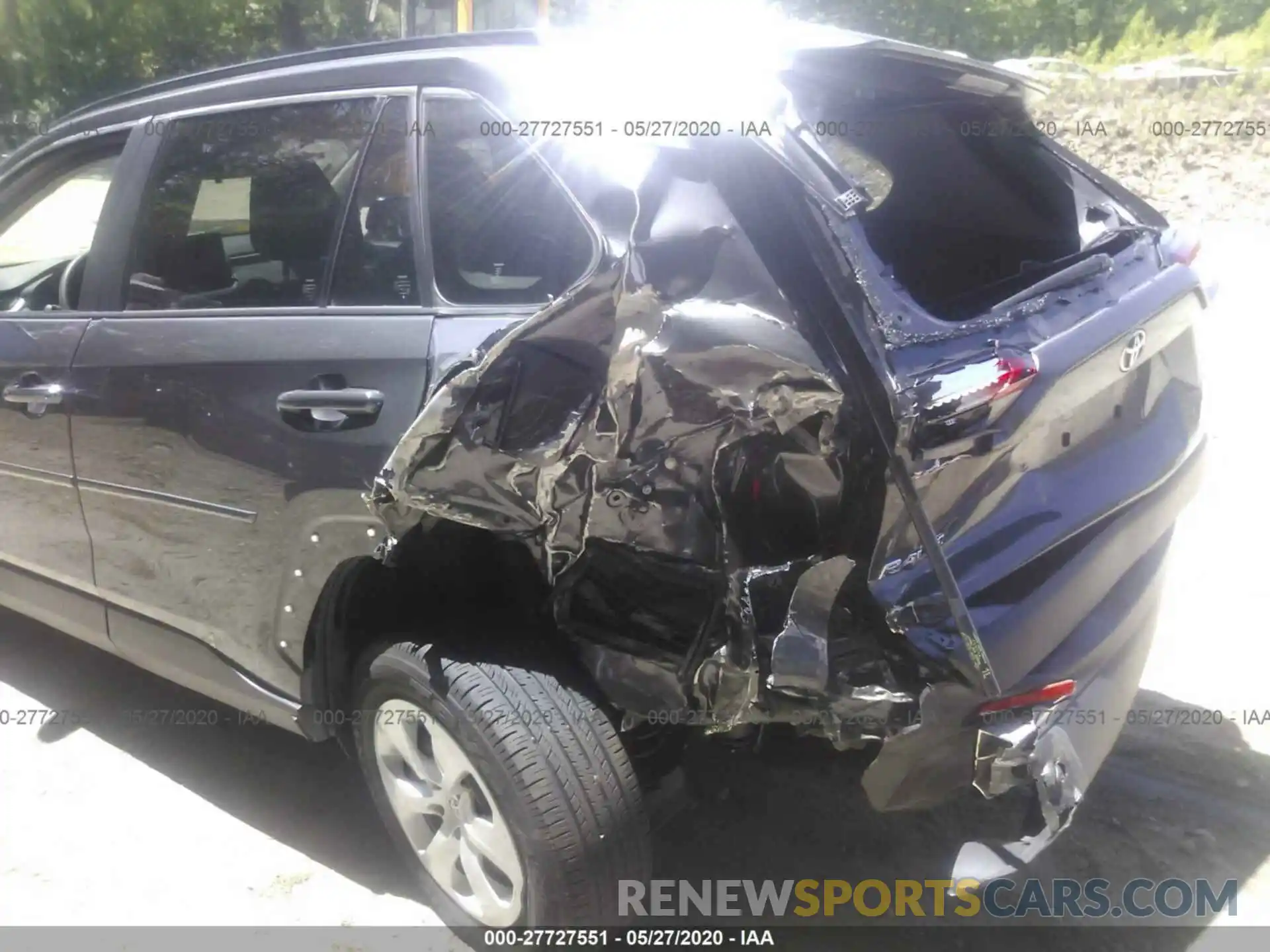 6 Photograph of a damaged car JTMF1RFV1KJ012041 TOYOTA RAV4 2019