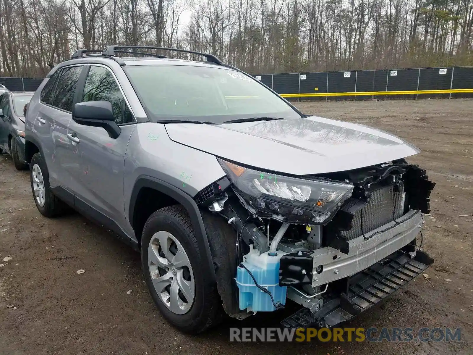 1 Photograph of a damaged car JTMF1RFV2KD002679 TOYOTA RAV4 2019