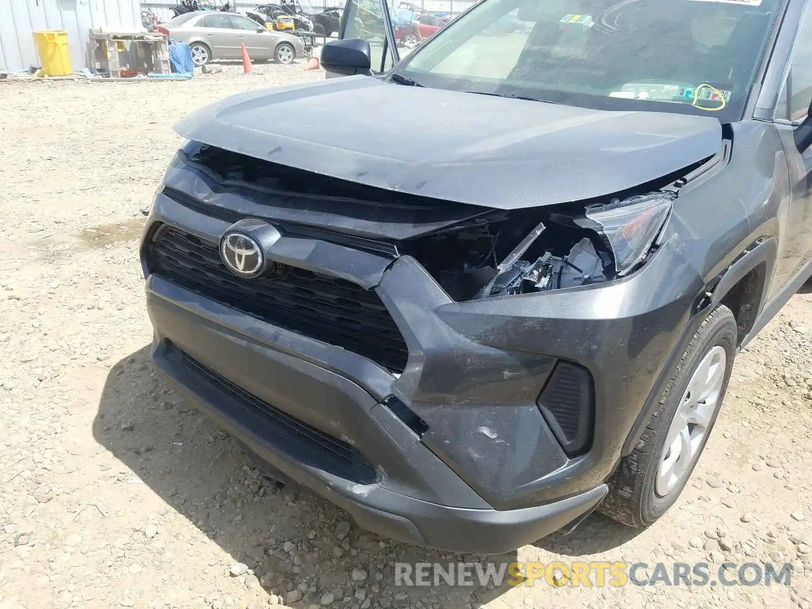 9 Photograph of a damaged car JTMF1RFV2KD006134 TOYOTA RAV4 2019