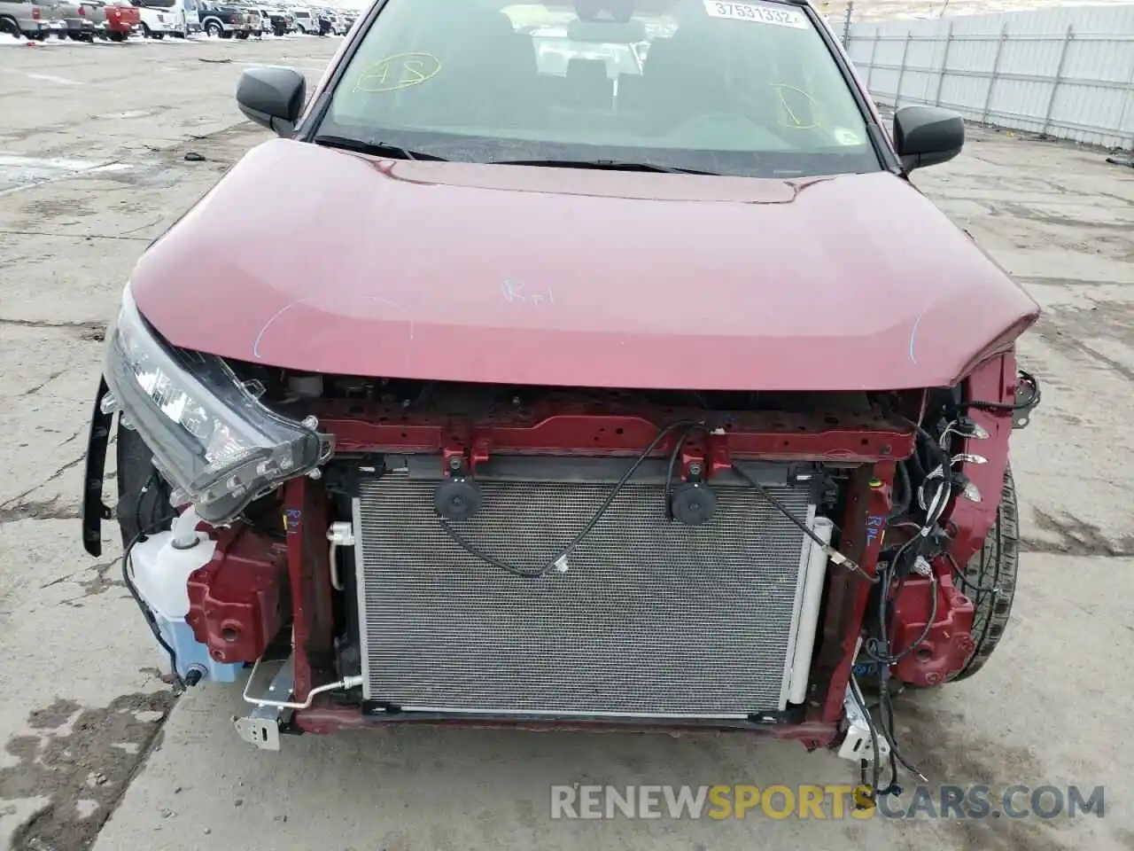 9 Photograph of a damaged car JTMF1RFV2KD030224 TOYOTA RAV4 2019