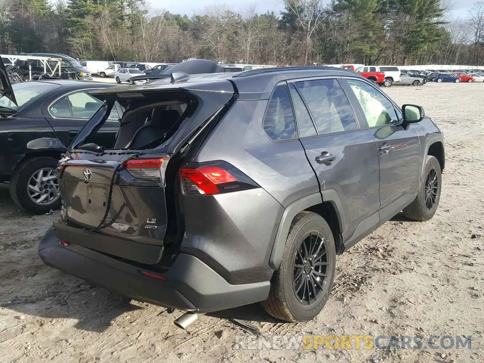 4 Photograph of a damaged car JTMF1RFV2KJ002814 TOYOTA RAV4 2019