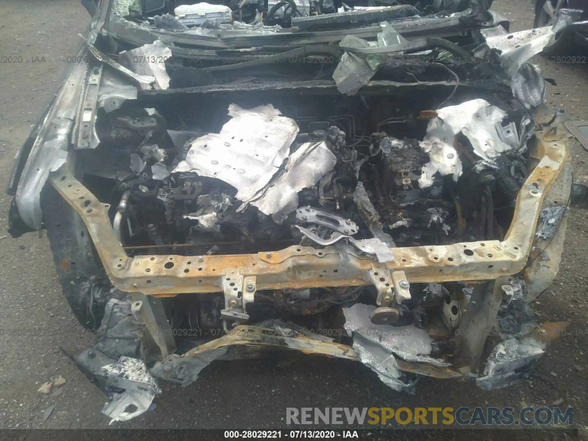 10 Photograph of a damaged car JTMF1RFV2KJ004465 TOYOTA RAV4 2019