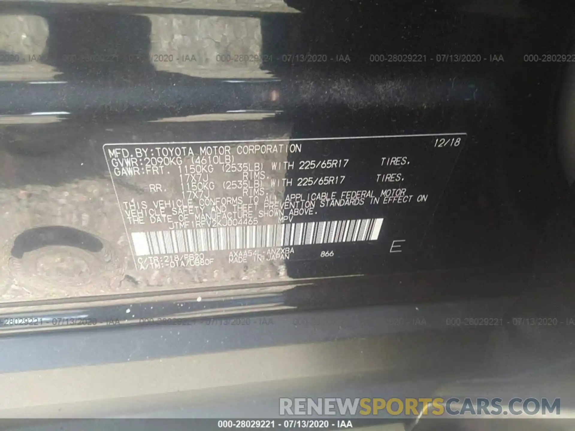 9 Photograph of a damaged car JTMF1RFV2KJ004465 TOYOTA RAV4 2019