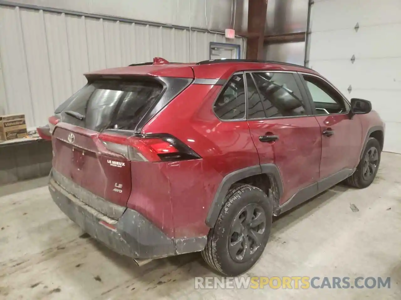 4 Photograph of a damaged car JTMF1RFV2KJ011111 TOYOTA RAV4 2019