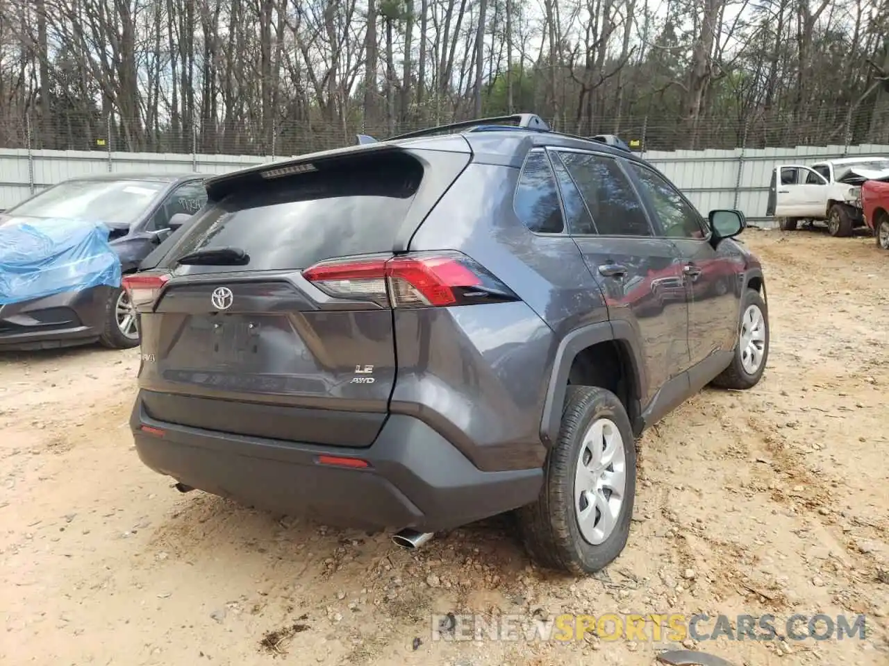 4 Photograph of a damaged car JTMF1RFV2KJ017457 TOYOTA RAV4 2019