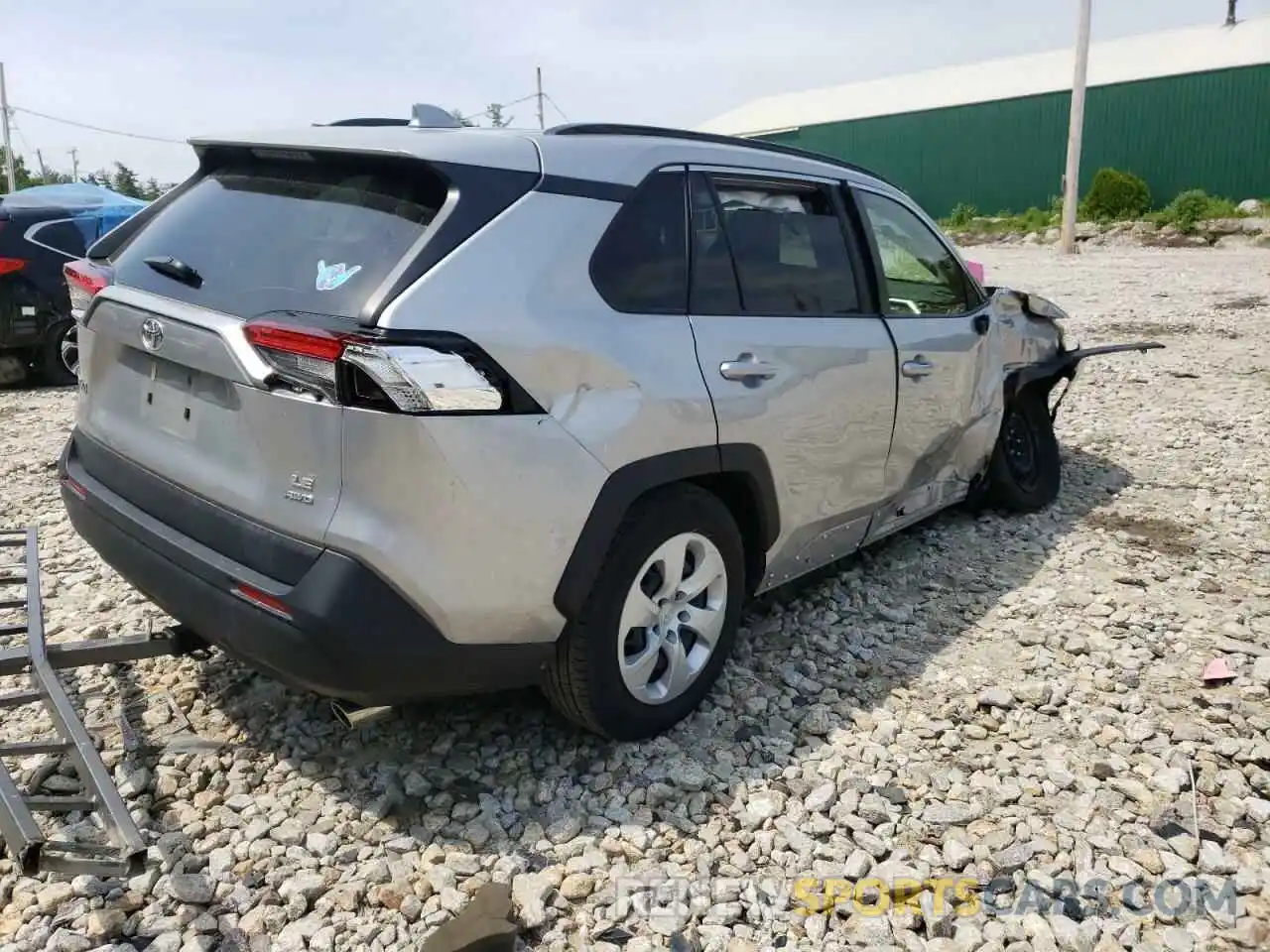 4 Photograph of a damaged car JTMF1RFV2KJ018091 TOYOTA RAV4 2019