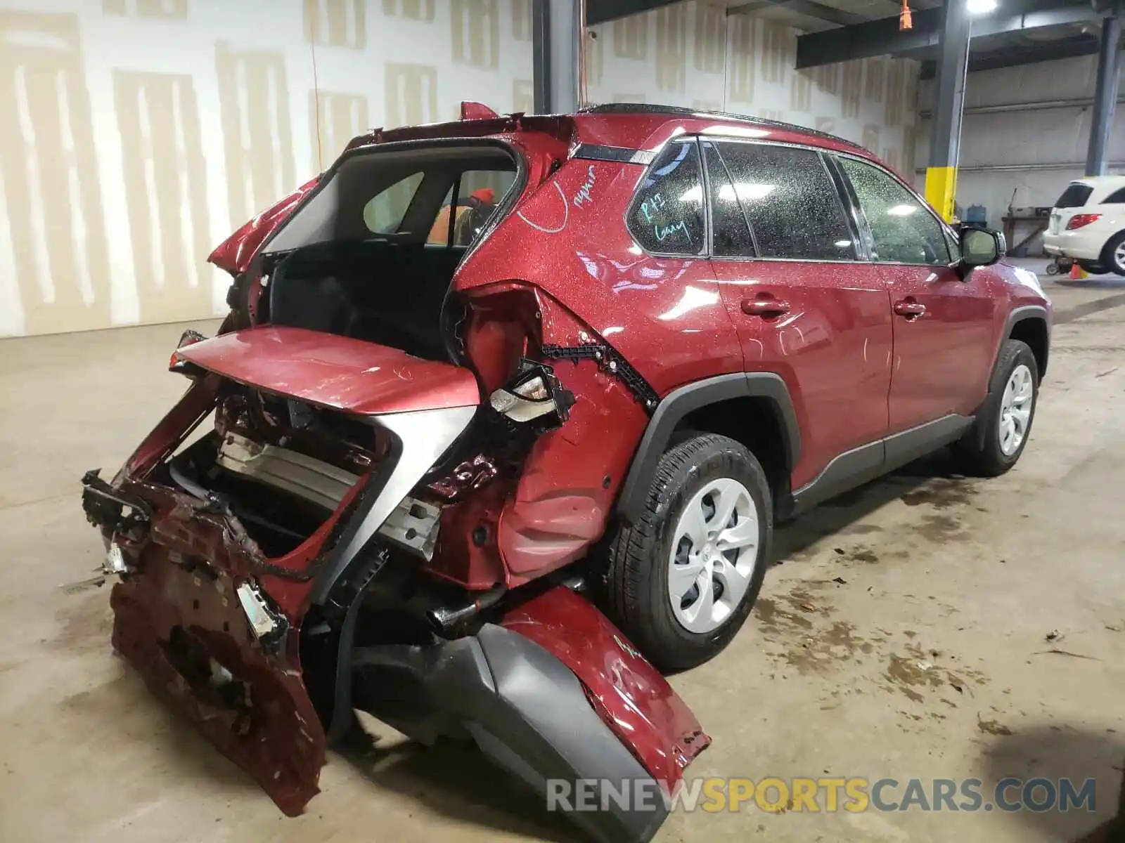 4 Photograph of a damaged car JTMF1RFV3KD016705 TOYOTA RAV4 2019