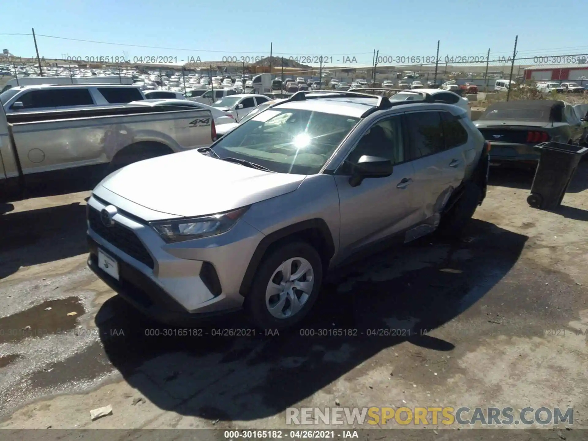 2 Фотография поврежденного автомобиля JTMF1RFV3KD029051 TOYOTA RAV4 2019