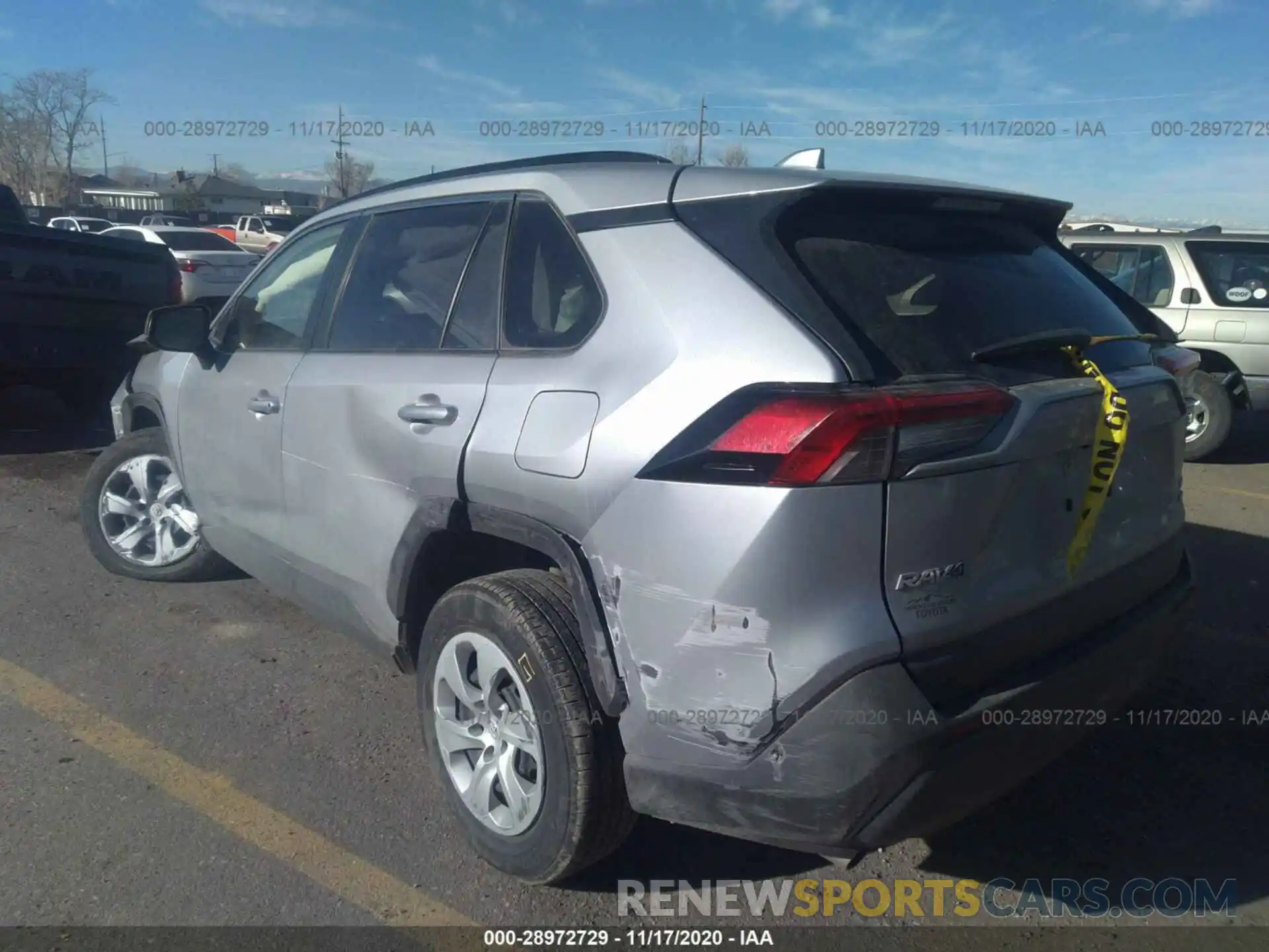 3 Photograph of a damaged car JTMF1RFV3KD034542 TOYOTA RAV4 2019