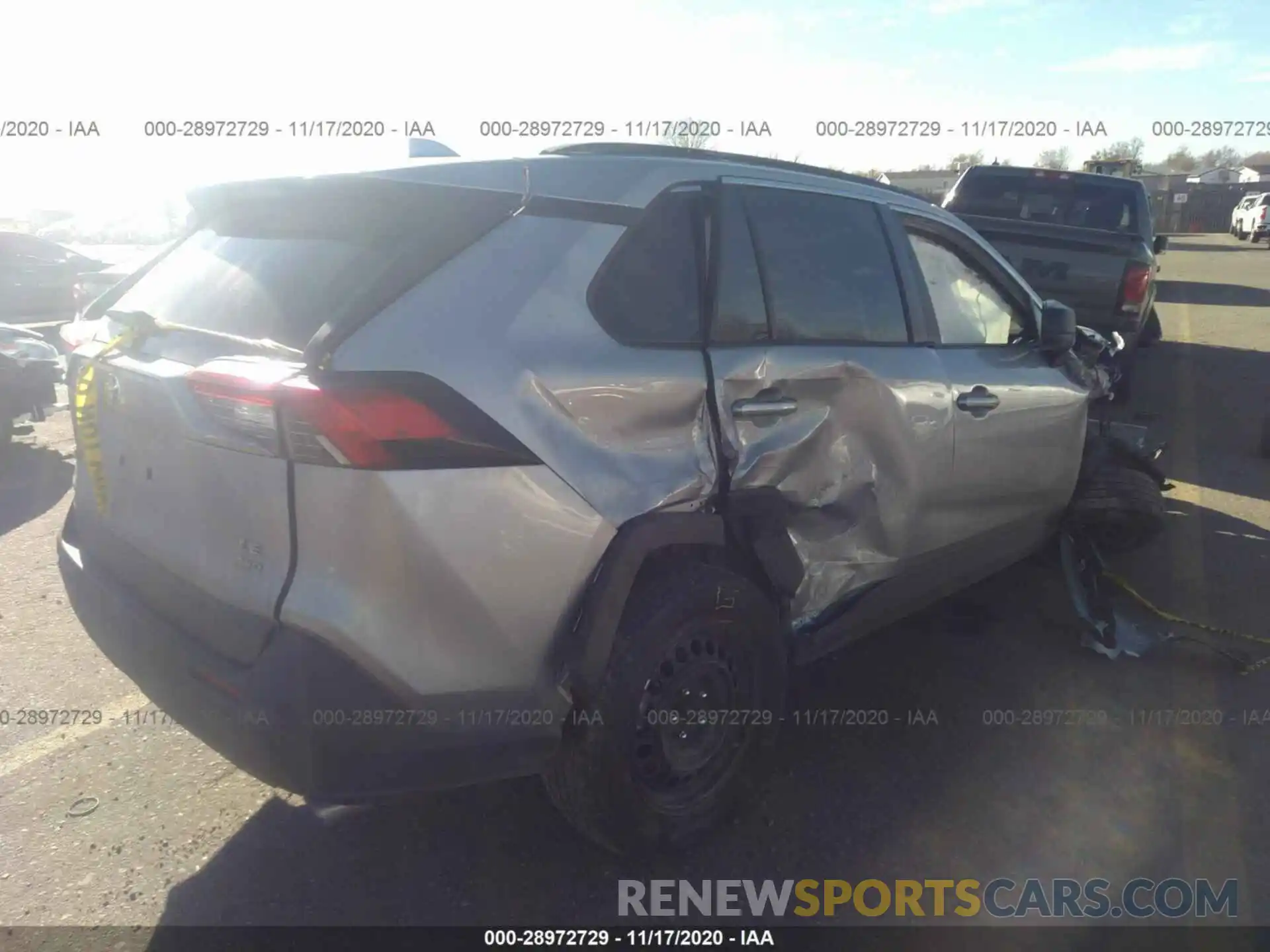 4 Photograph of a damaged car JTMF1RFV3KD034542 TOYOTA RAV4 2019