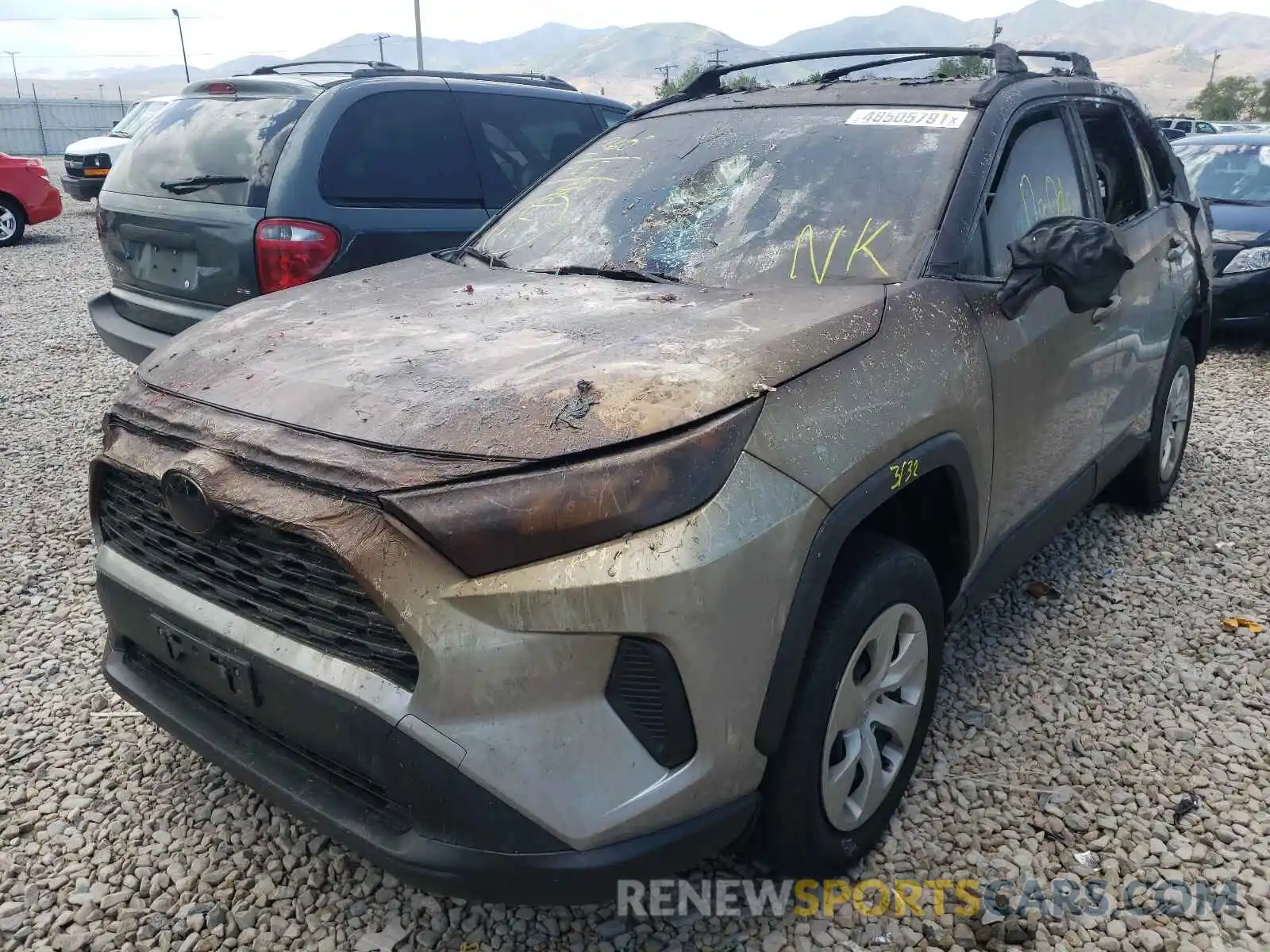 2 Фотография поврежденного автомобиля JTMF1RFV3KD506612 TOYOTA RAV4 2019