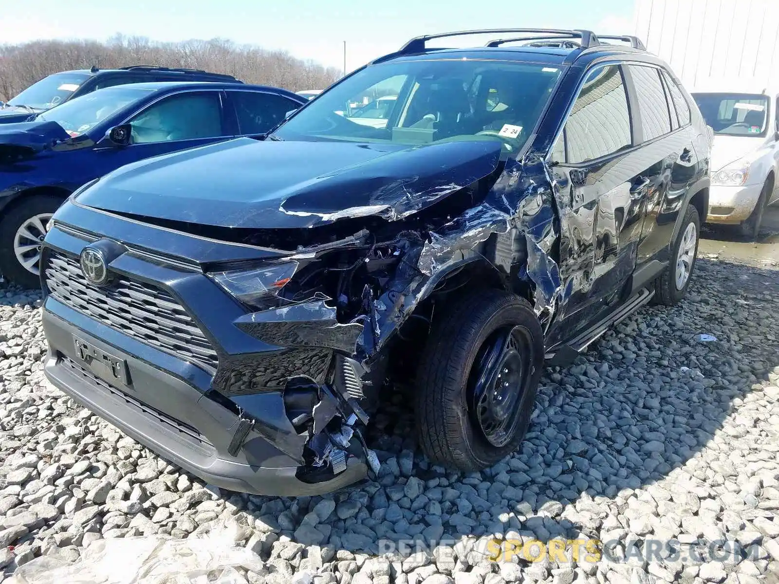 2 Photograph of a damaged car JTMF1RFV3KJ003552 TOYOTA RAV4 2019