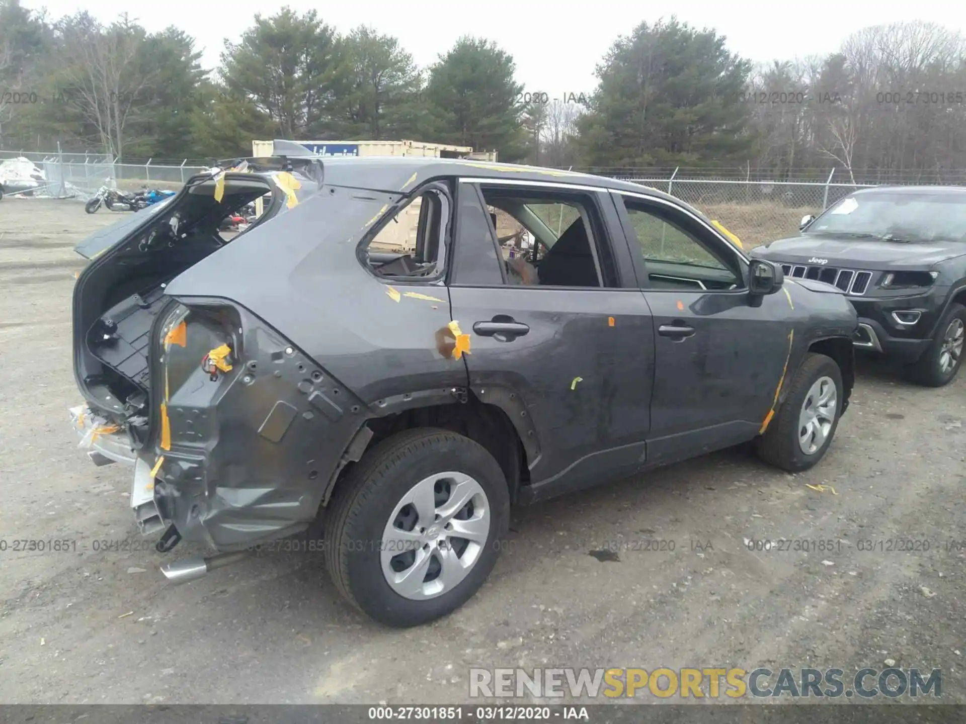 4 Photograph of a damaged car JTMF1RFV4KD009021 TOYOTA RAV4 2019