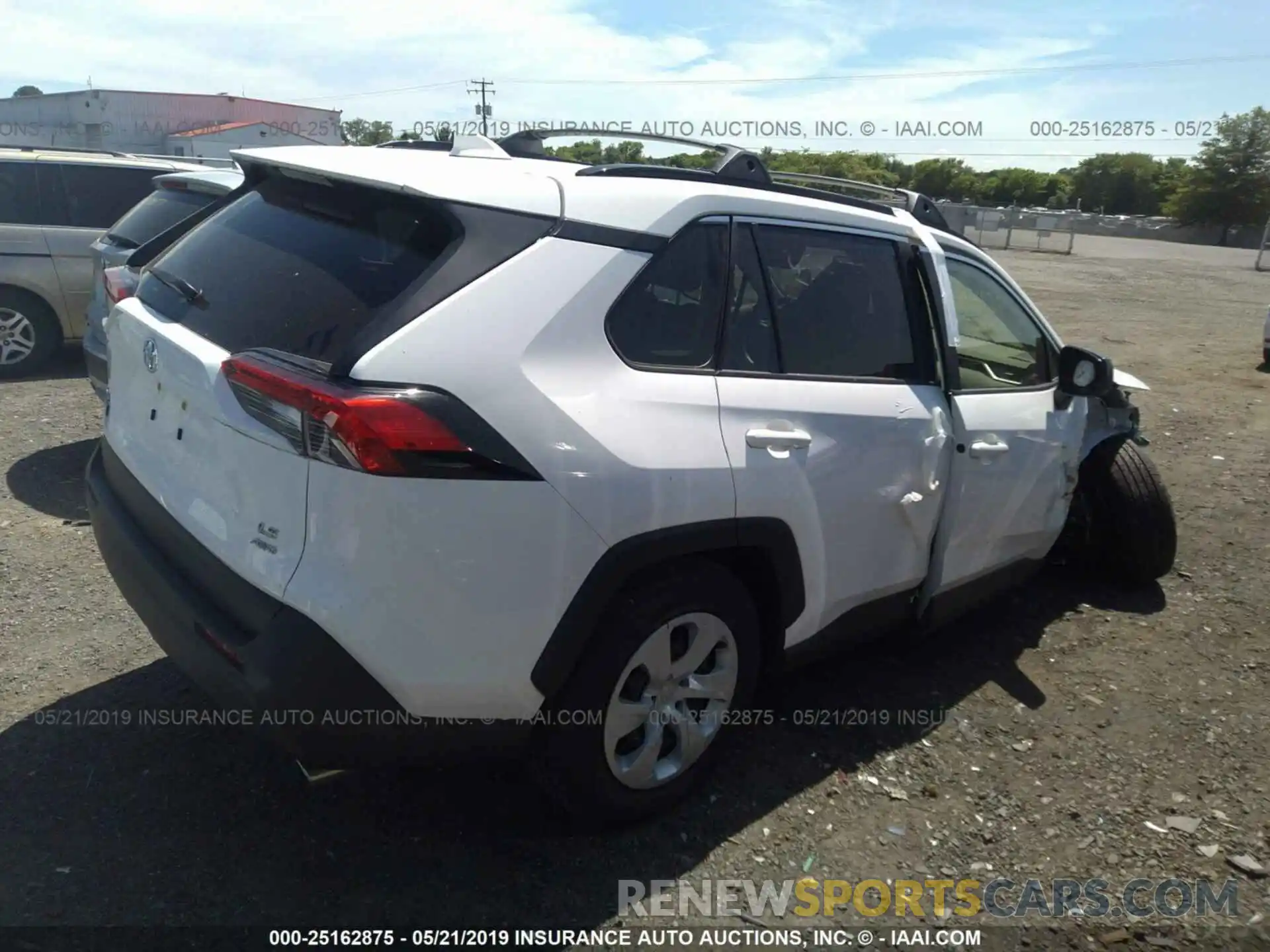 4 Photograph of a damaged car JTMF1RFV4KD012050 TOYOTA RAV4 2019