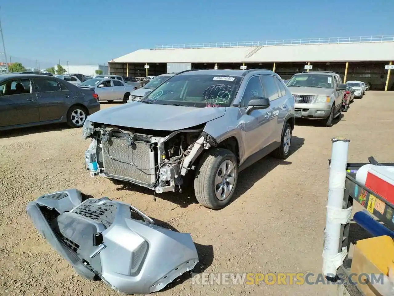 2 Photograph of a damaged car JTMF1RFV4KD015143 TOYOTA RAV4 2019