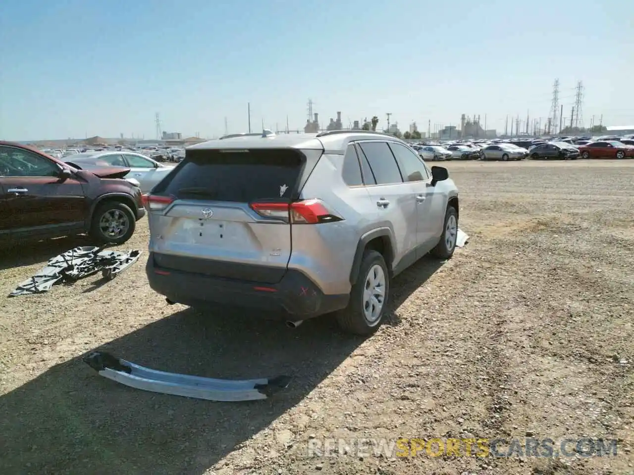 4 Фотография поврежденного автомобиля JTMF1RFV4KD015143 TOYOTA RAV4 2019