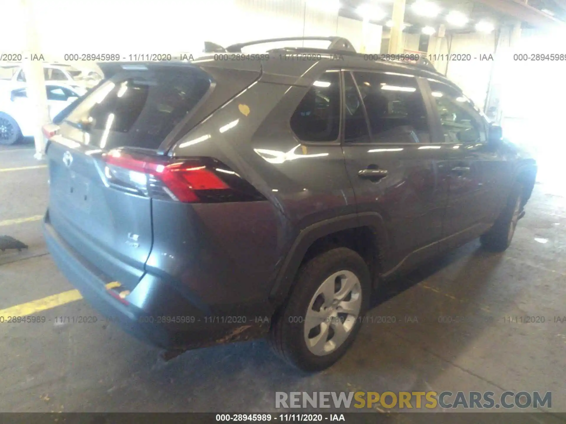 4 Фотография поврежденного автомобиля JTMF1RFV4KD020388 TOYOTA RAV4 2019