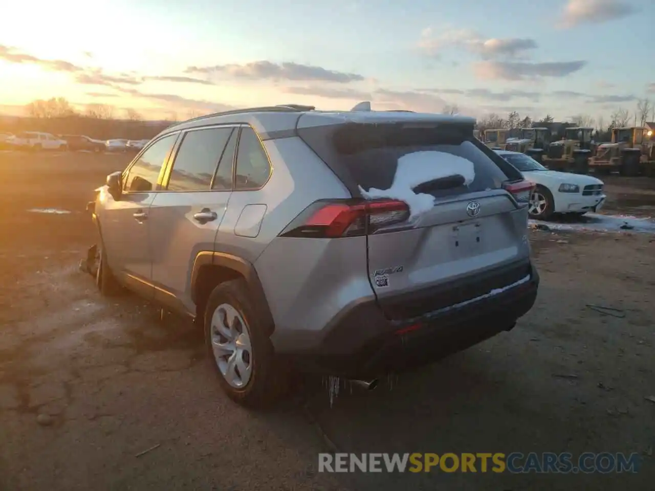 3 Photograph of a damaged car JTMF1RFV4KD031178 TOYOTA RAV4 2019