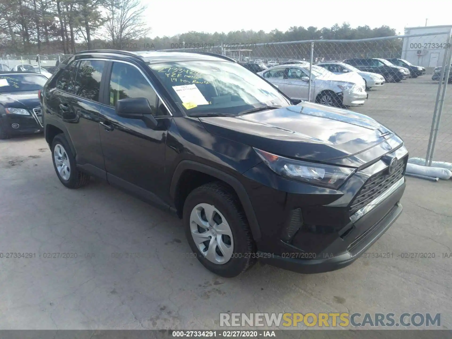 1 Photograph of a damaged car JTMF1RFV4KJ002572 TOYOTA RAV4 2019