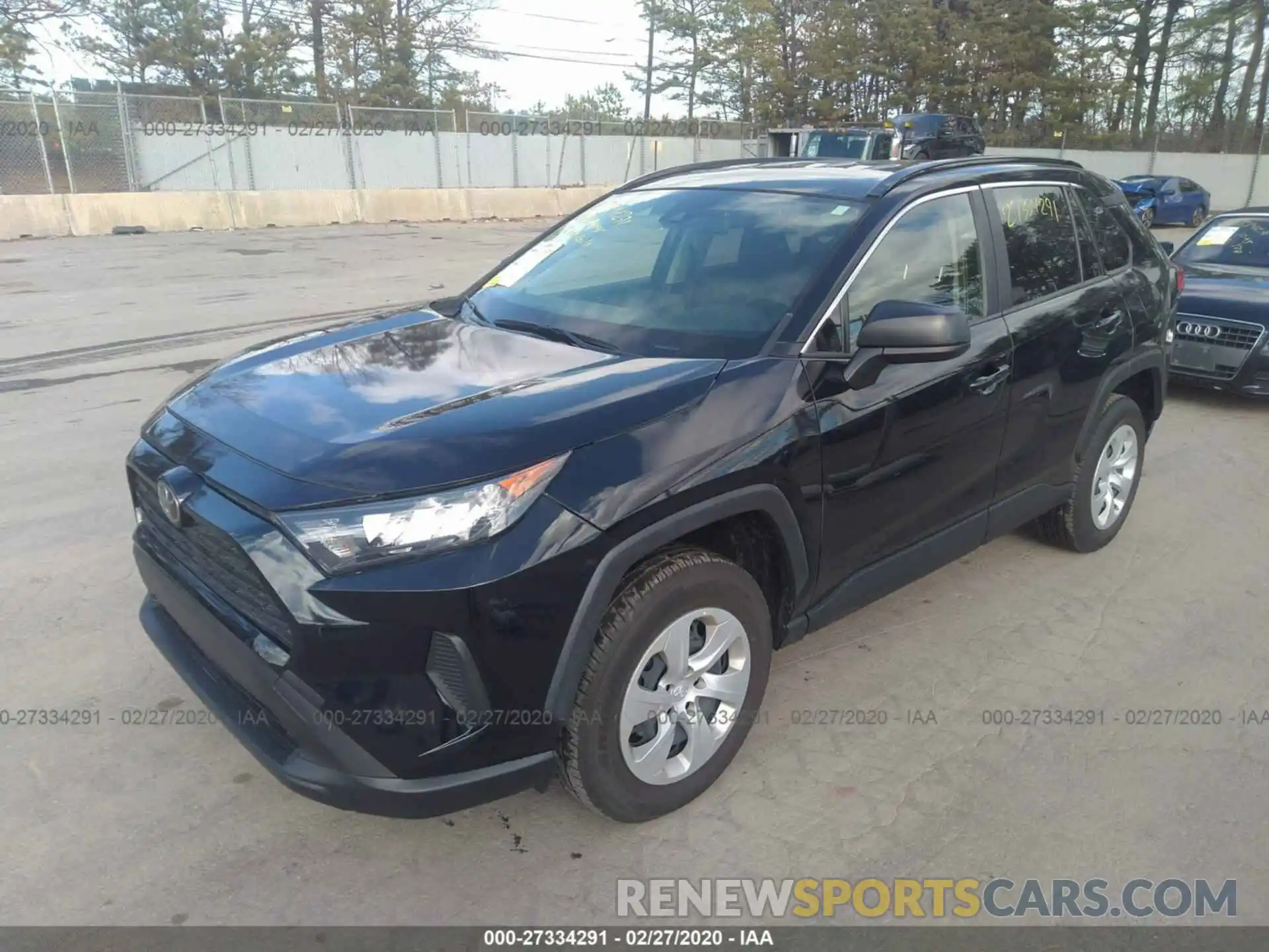 2 Photograph of a damaged car JTMF1RFV4KJ002572 TOYOTA RAV4 2019