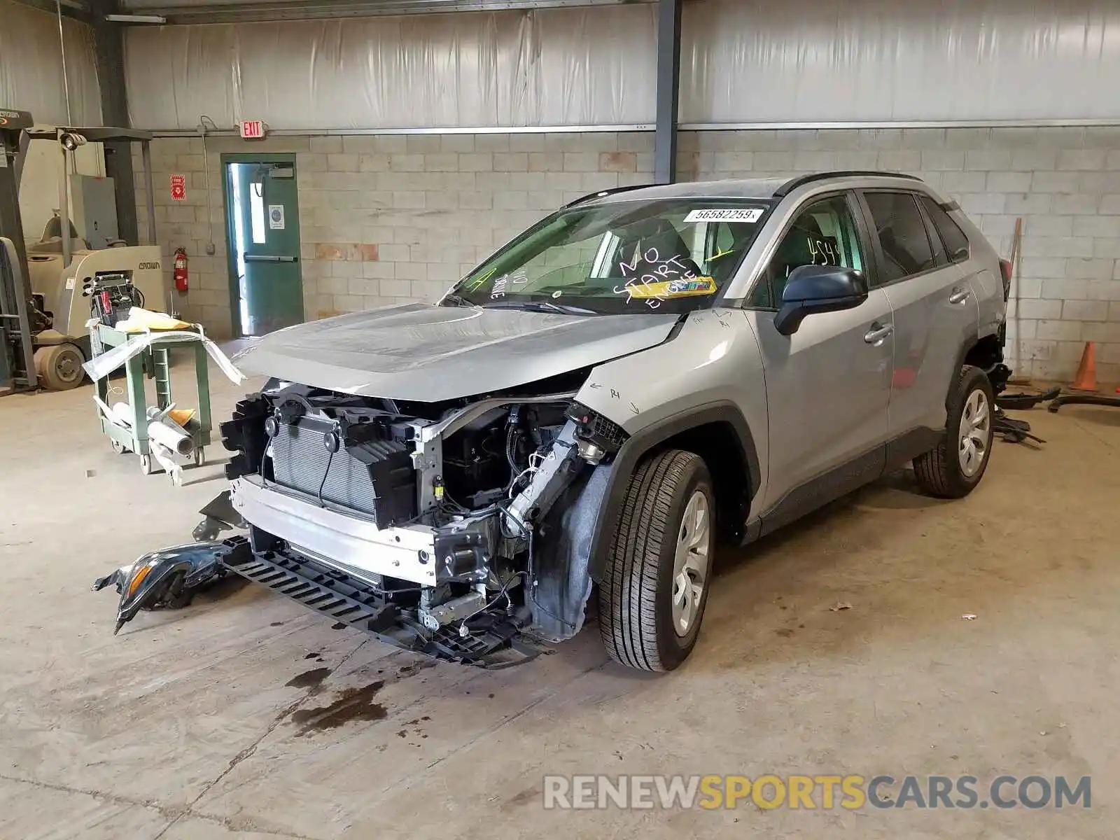 2 Photograph of a damaged car JTMF1RFV4KJ004063 TOYOTA RAV4 2019