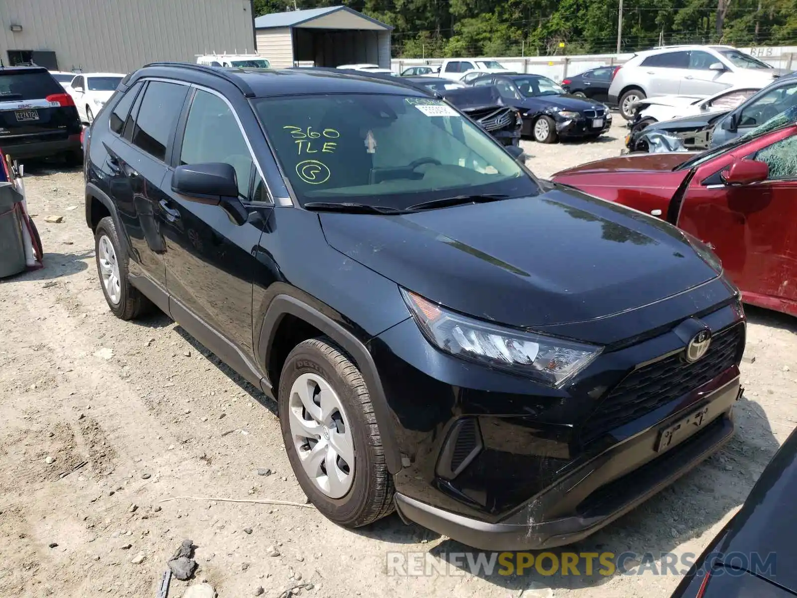 1 Photograph of a damaged car JTMF1RFV4KJ016360 TOYOTA RAV4 2019