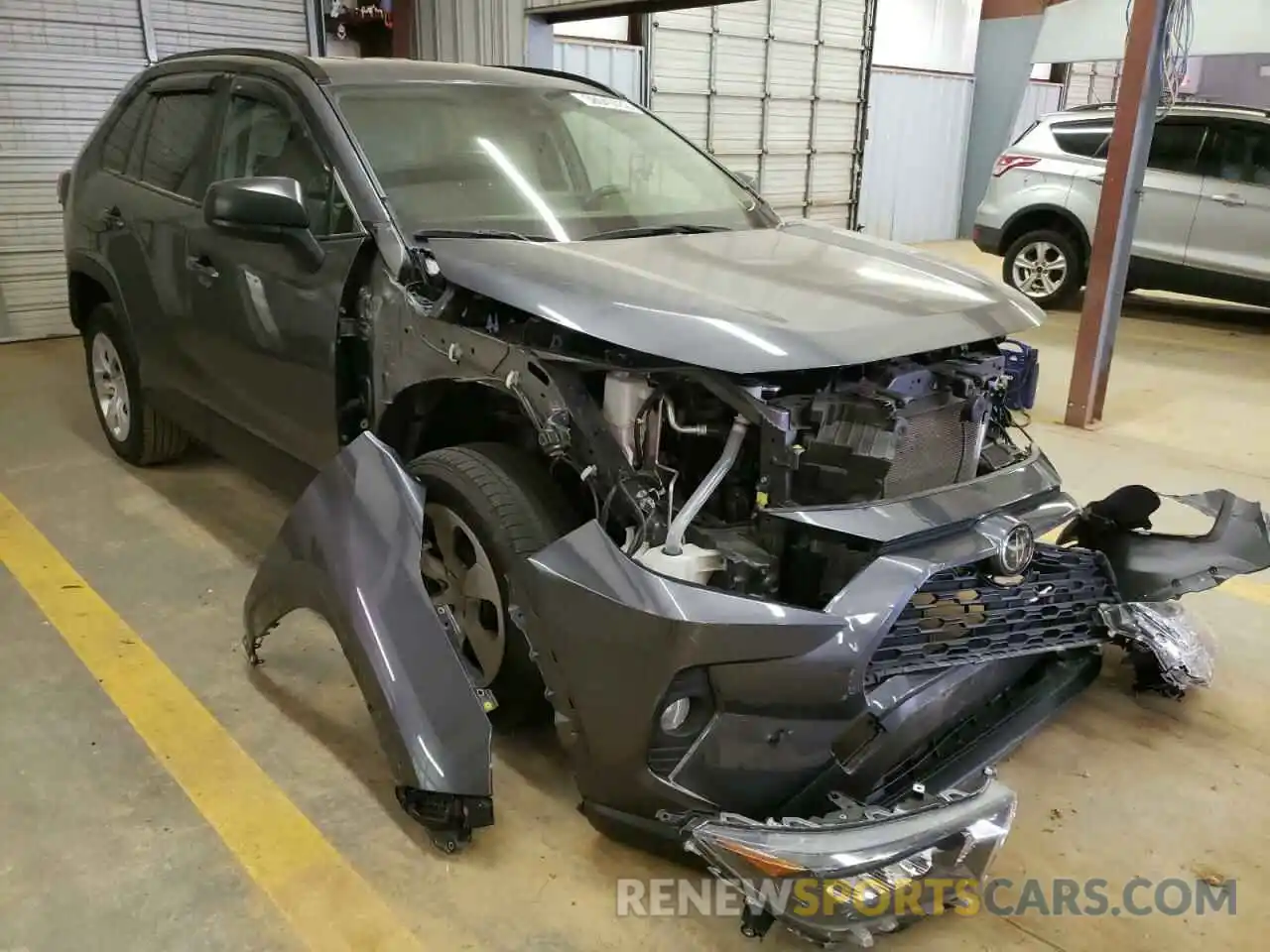 1 Photograph of a damaged car JTMF1RFV5KD009402 TOYOTA RAV4 2019