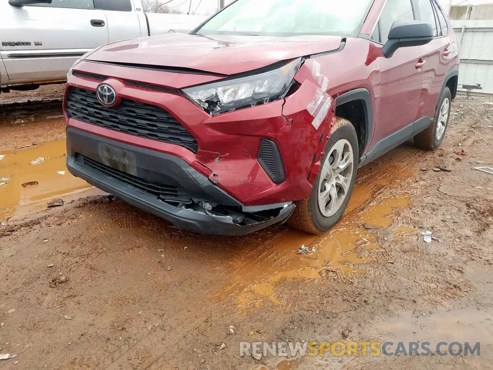 9 Photograph of a damaged car JTMF1RFV5KD012056 TOYOTA RAV4 2019