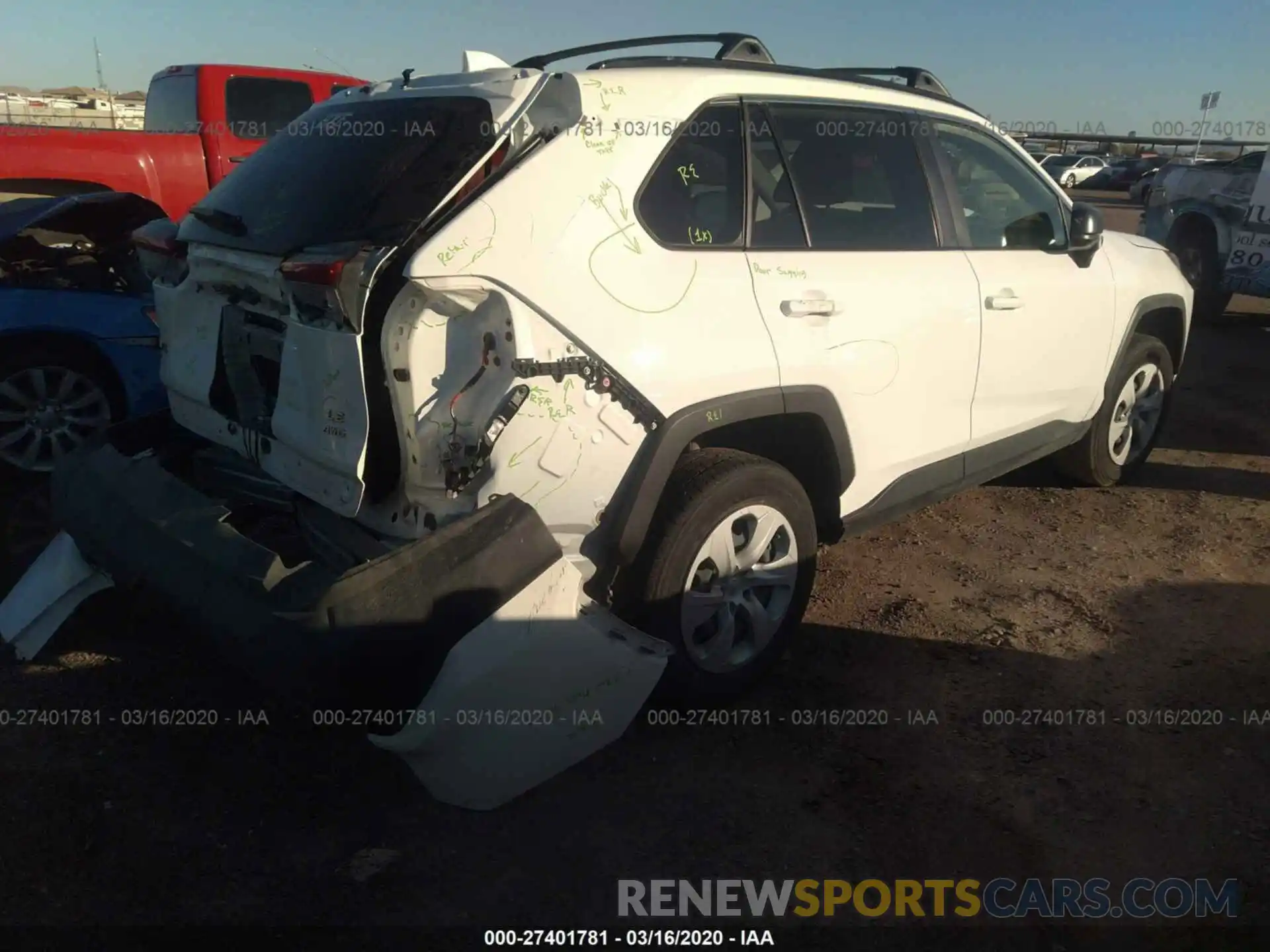 4 Photograph of a damaged car JTMF1RFV5KD022733 TOYOTA RAV4 2019