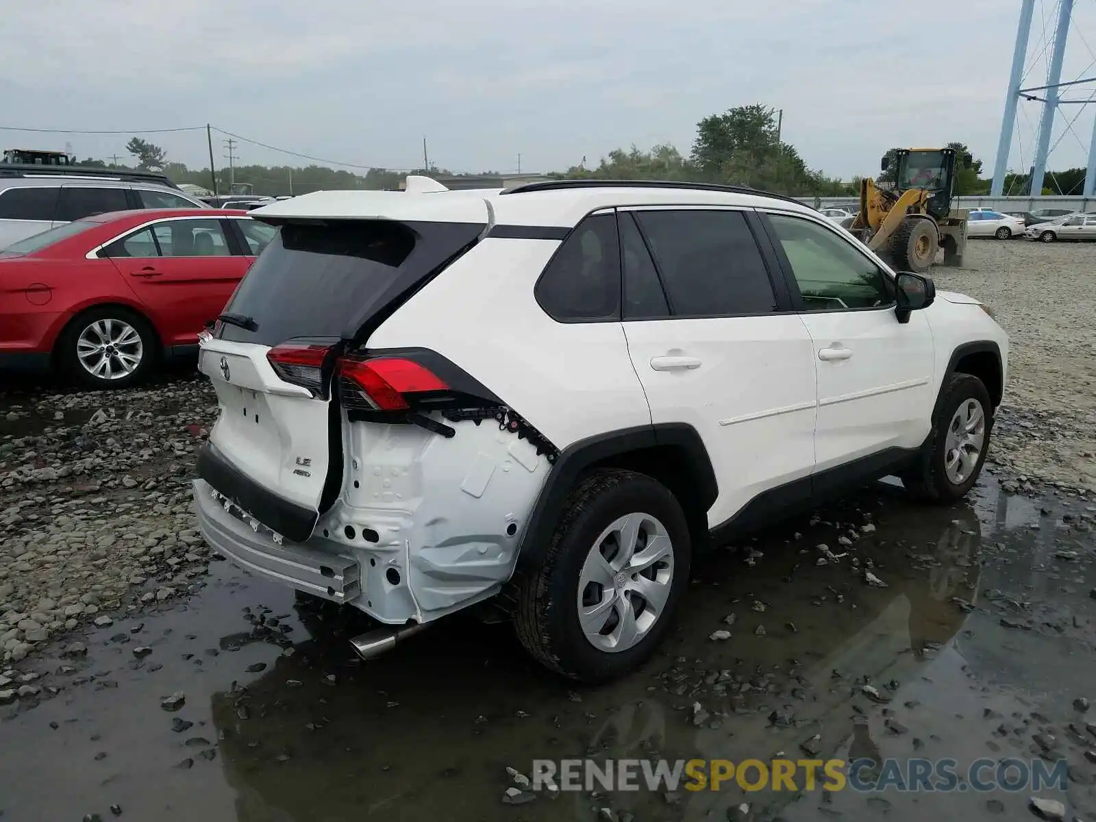 4 Photograph of a damaged car JTMF1RFV5KD037233 TOYOTA RAV4 2019