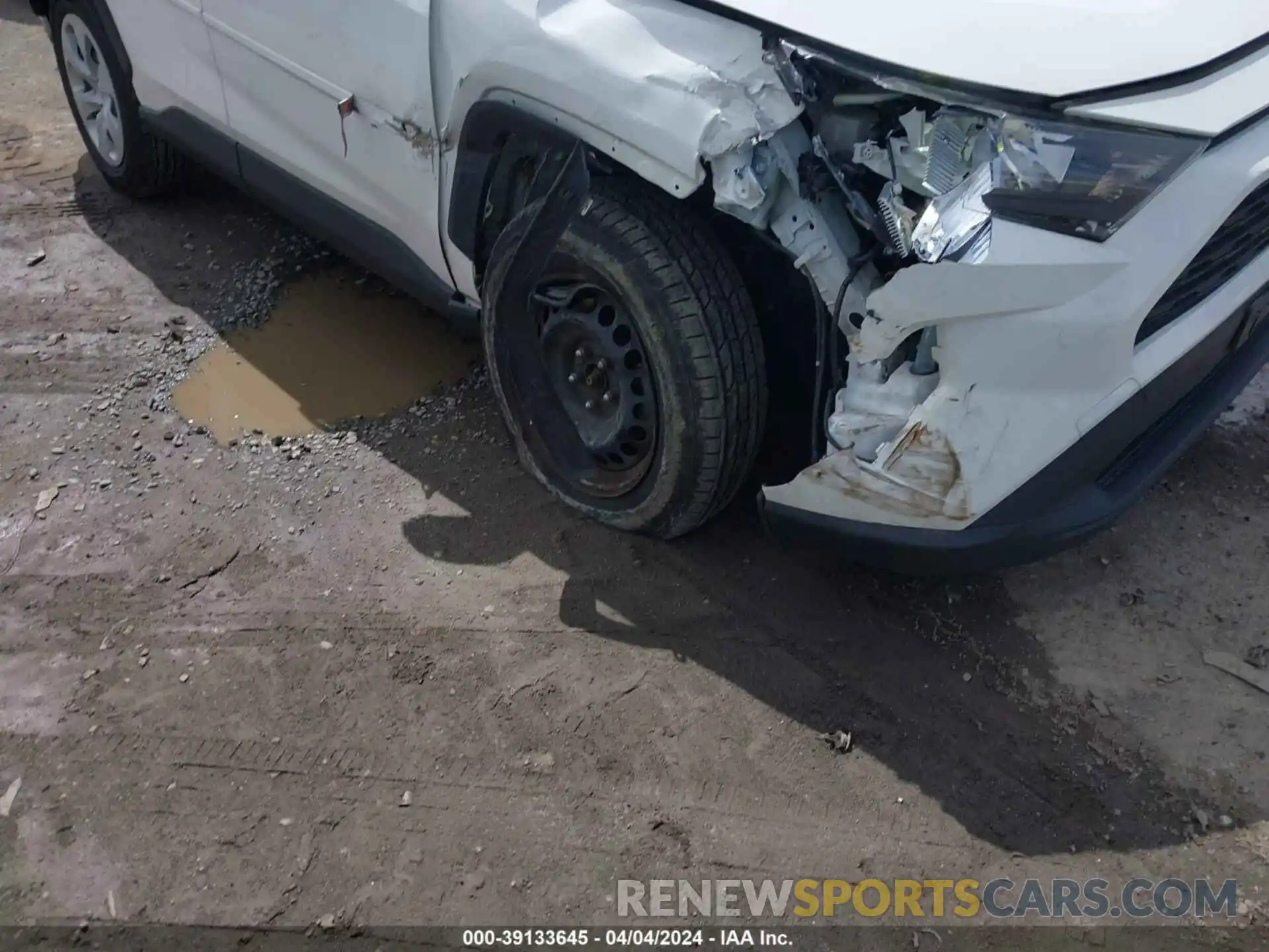 6 Photograph of a damaged car JTMF1RFV5KJ001186 TOYOTA RAV4 2019