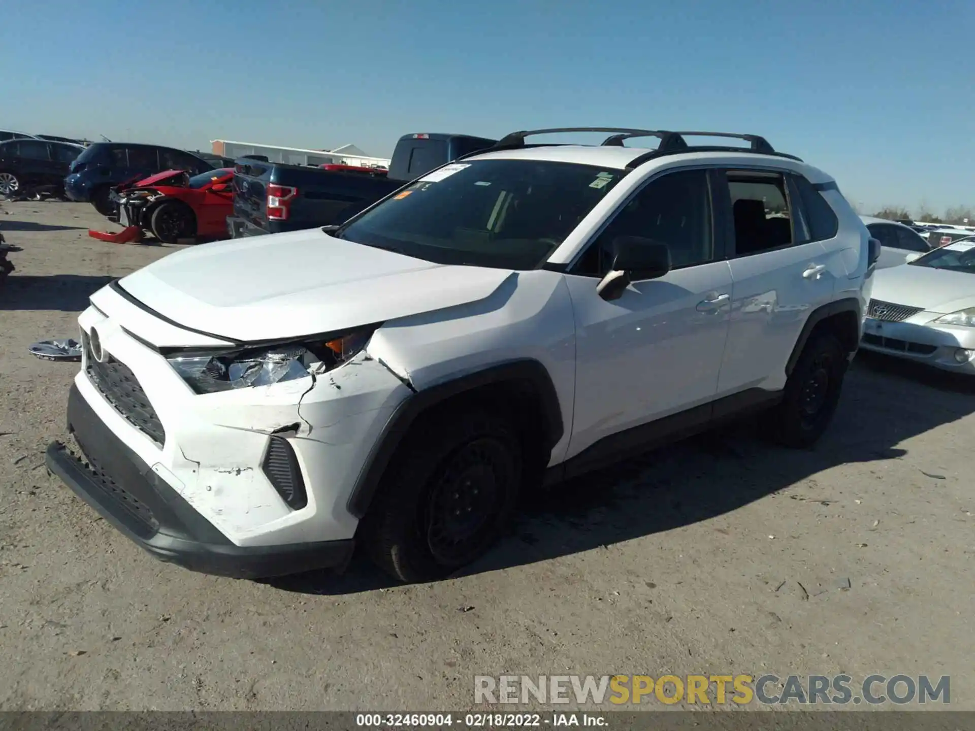 2 Photograph of a damaged car JTMF1RFV5KJ006033 TOYOTA RAV4 2019