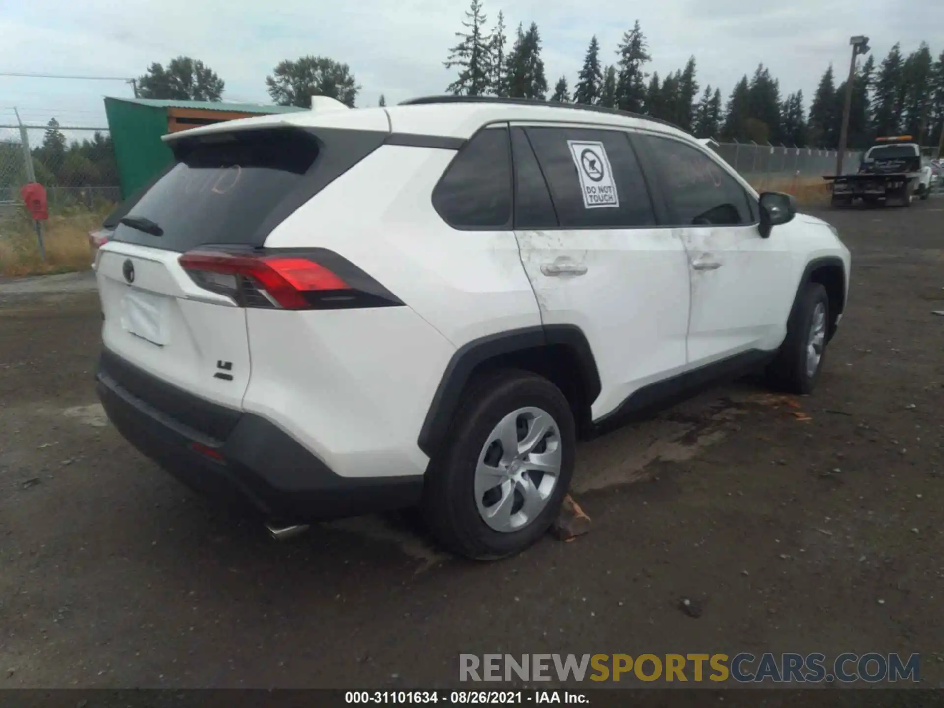 4 Photograph of a damaged car JTMF1RFV5KJ018070 TOYOTA RAV4 2019