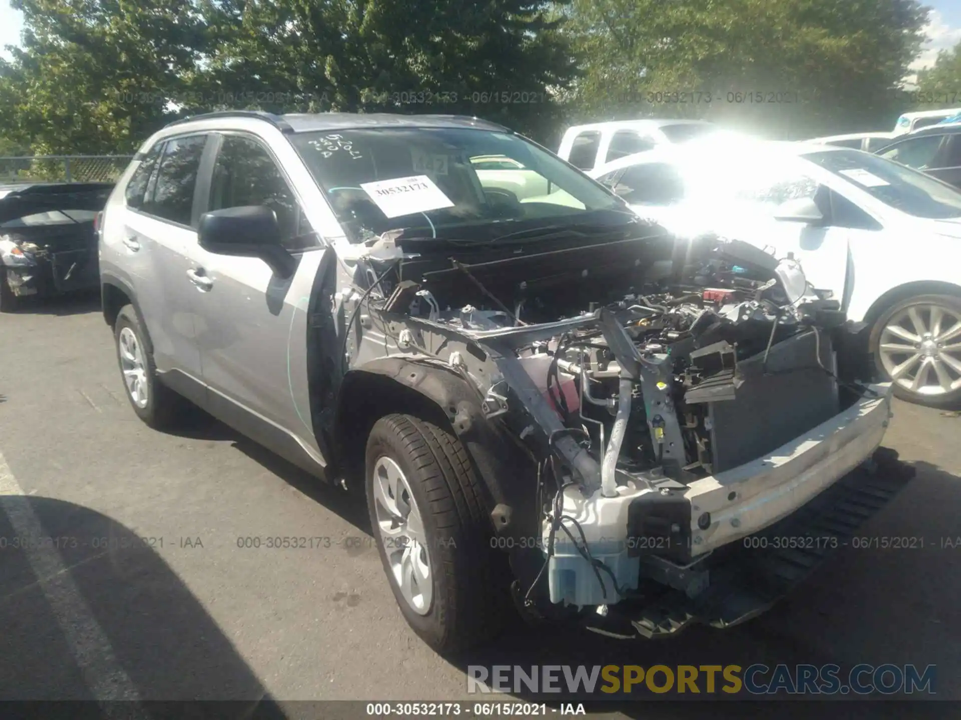 1 Photograph of a damaged car JTMF1RFV6KD500531 TOYOTA RAV4 2019