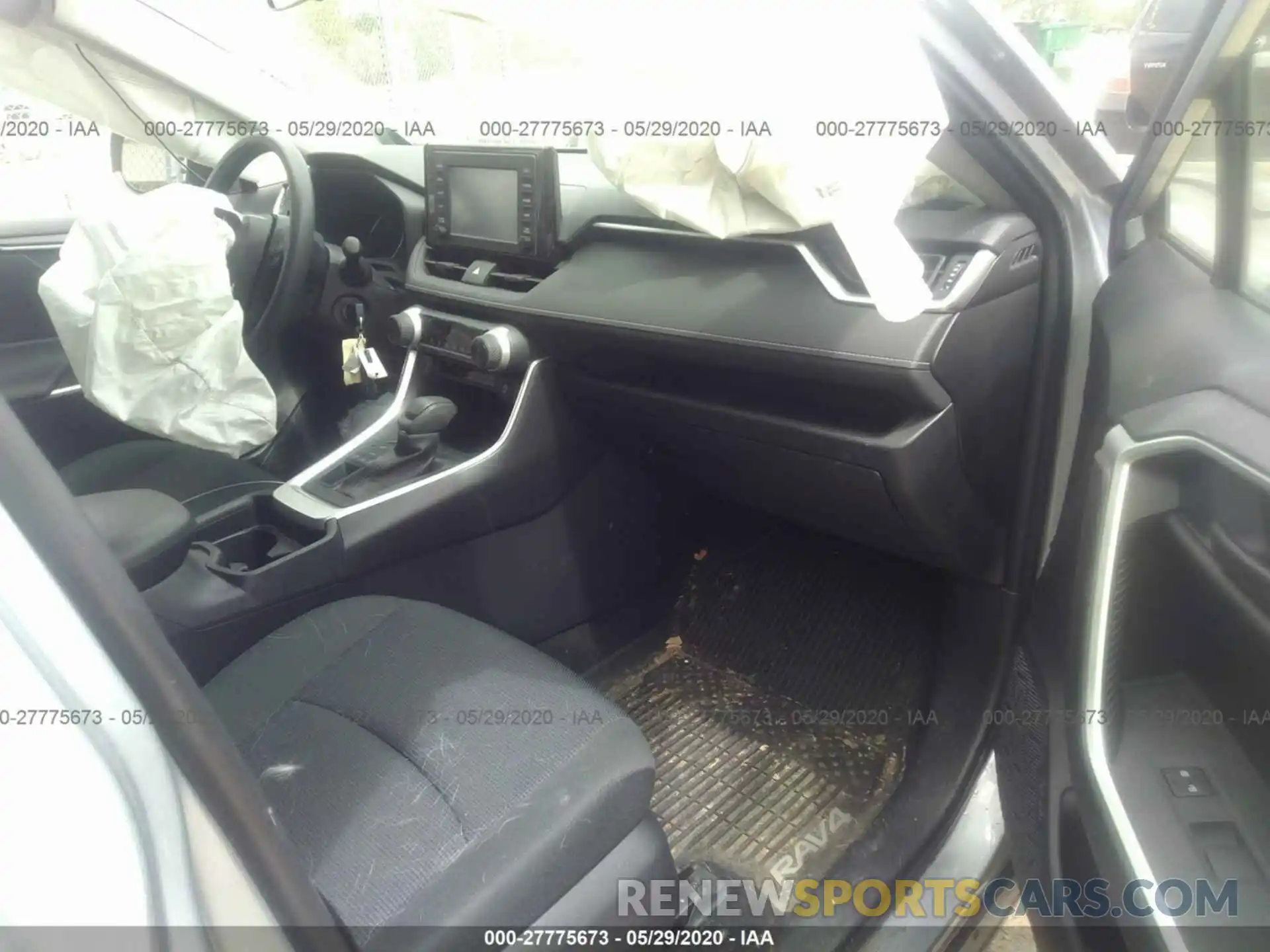 5 Photograph of a damaged car JTMF1RFV6KD501551 TOYOTA RAV4 2019