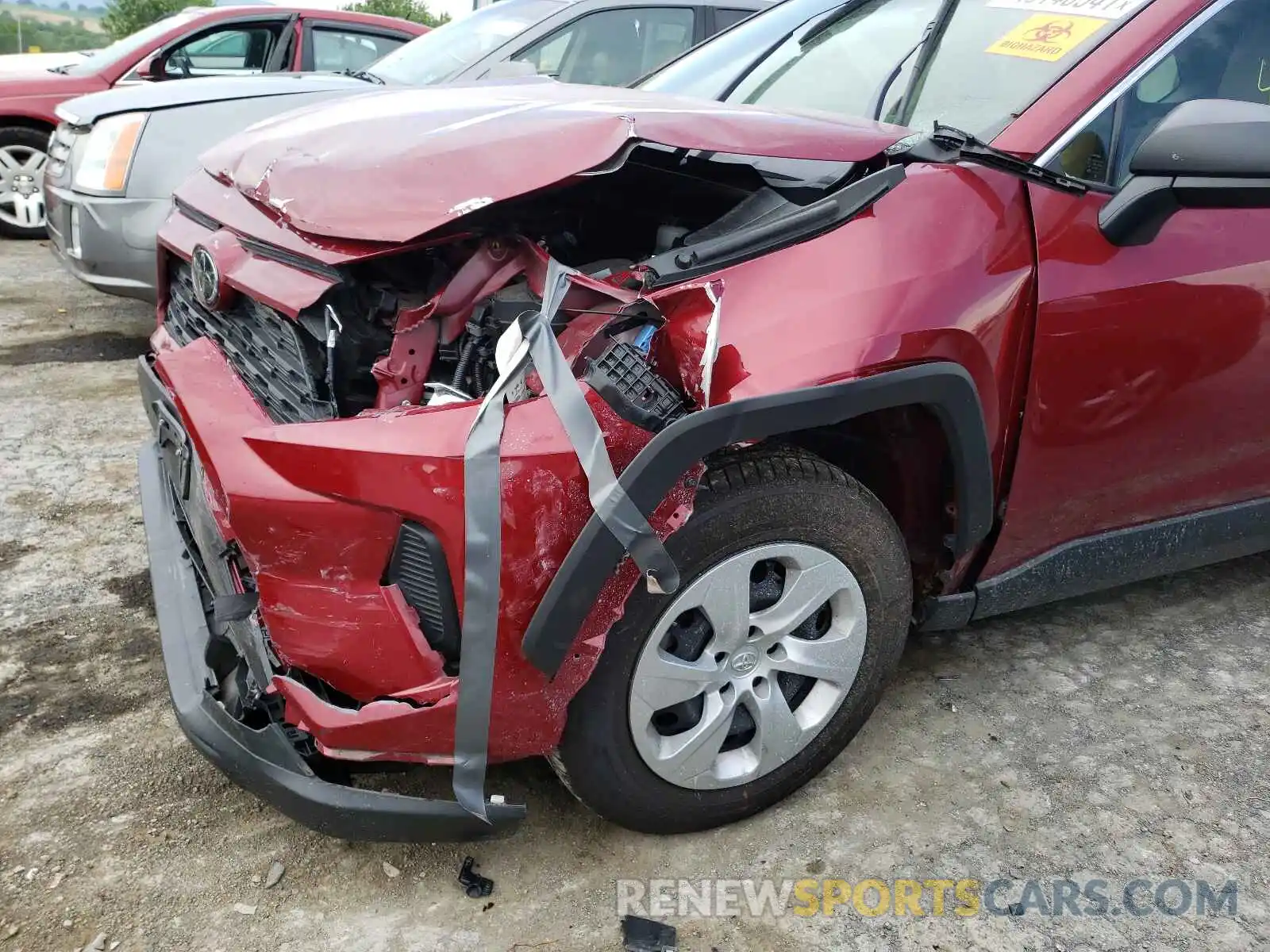 9 Photograph of a damaged car JTMF1RFV6KJ013640 TOYOTA RAV4 2019