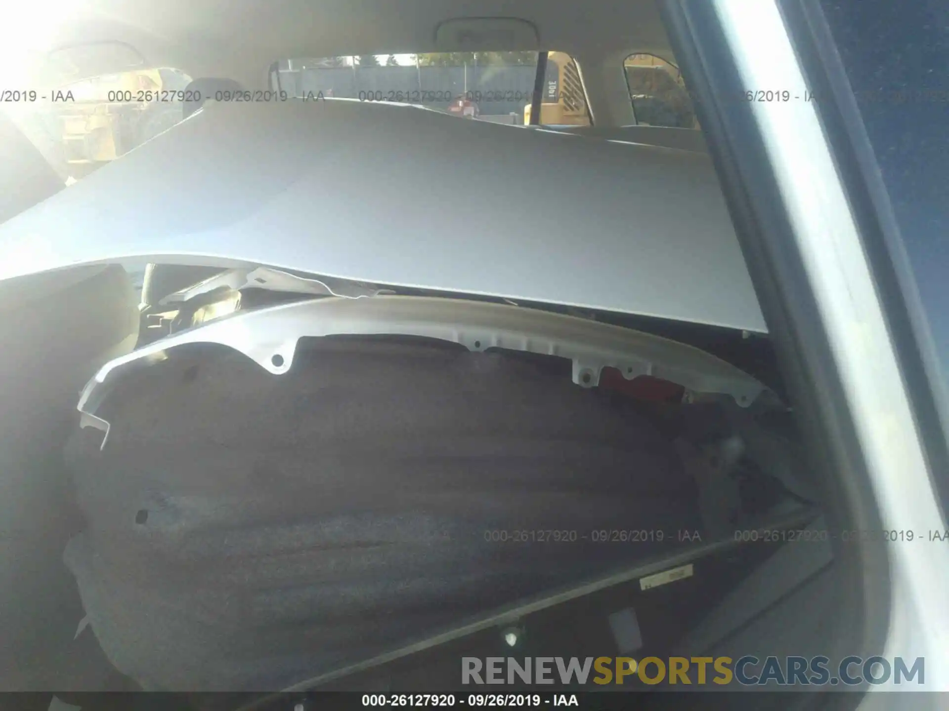 8 Photograph of a damaged car JTMF1RFV7KD006419 TOYOTA RAV4 2019