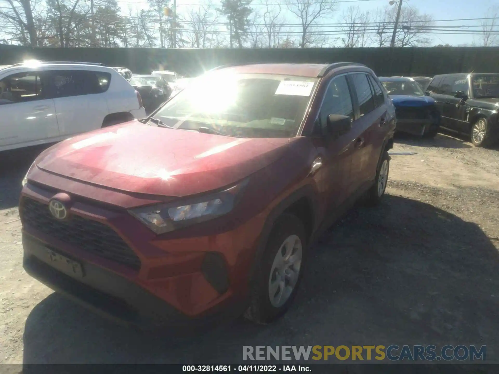 2 Photograph of a damaged car JTMF1RFV7KD011152 TOYOTA RAV4 2019