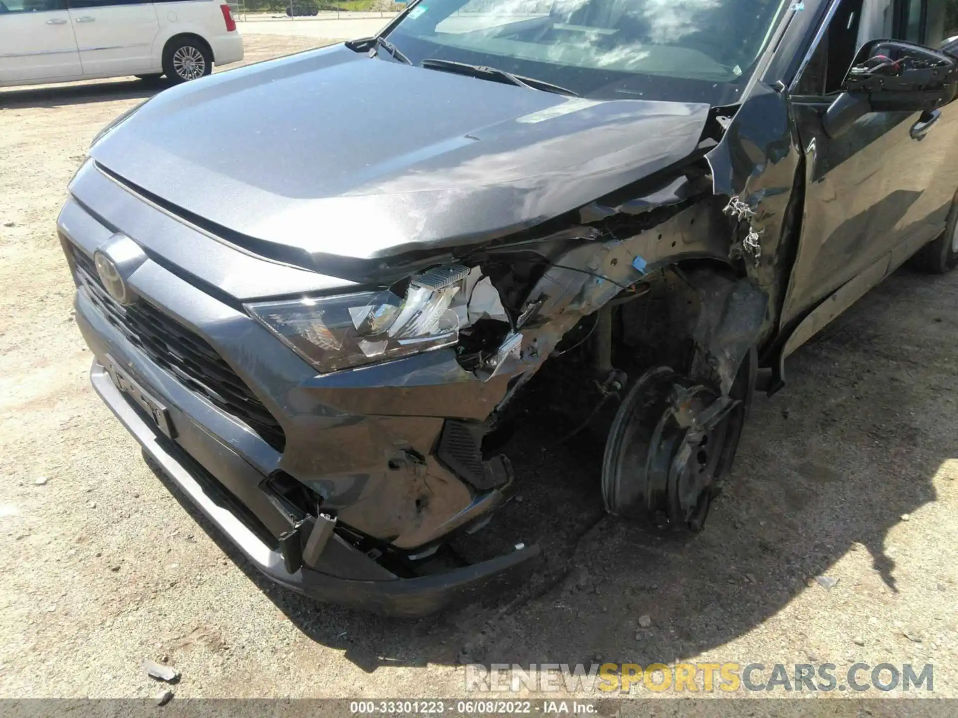 12 Photograph of a damaged car JTMF1RFV7KD027447 TOYOTA RAV4 2019