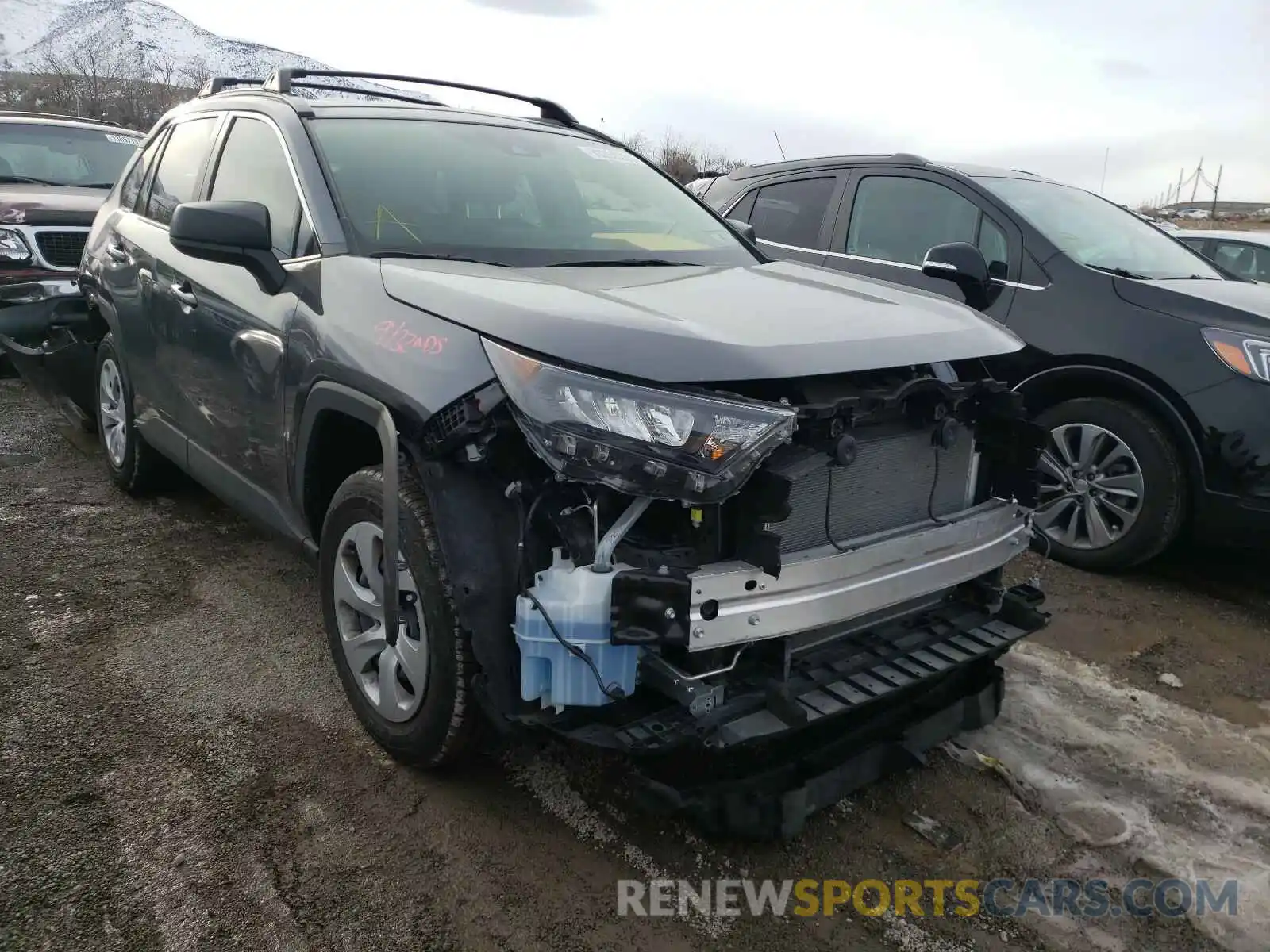 1 Photograph of a damaged car JTMF1RFV7KD027755 TOYOTA RAV4 2019