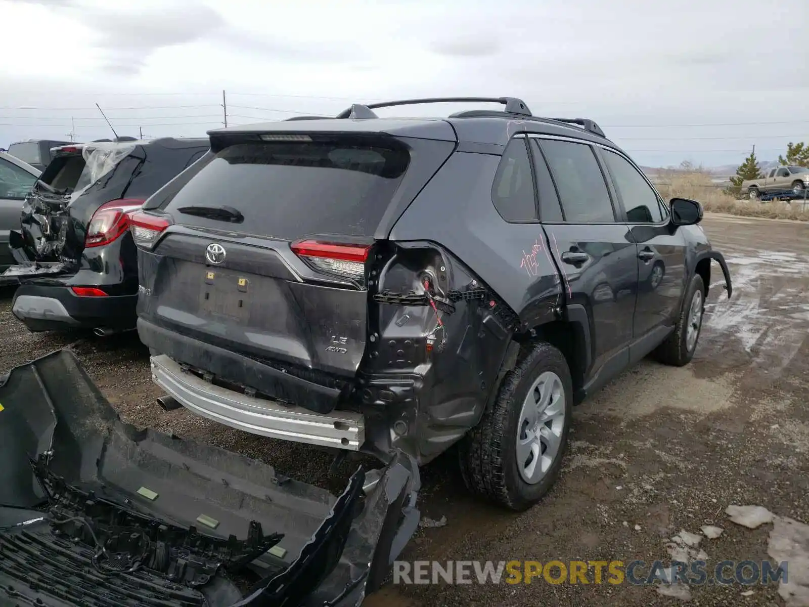 4 Photograph of a damaged car JTMF1RFV7KD027755 TOYOTA RAV4 2019