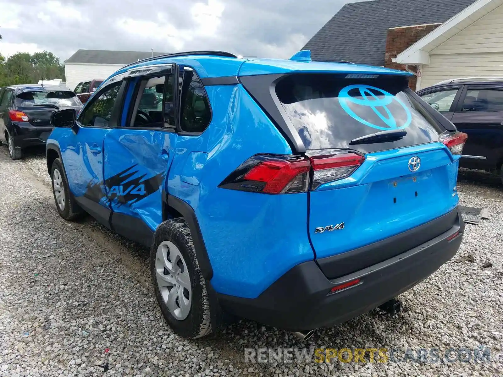 3 Фотография поврежденного автомобиля JTMF1RFV7KD046127 TOYOTA RAV4 2019