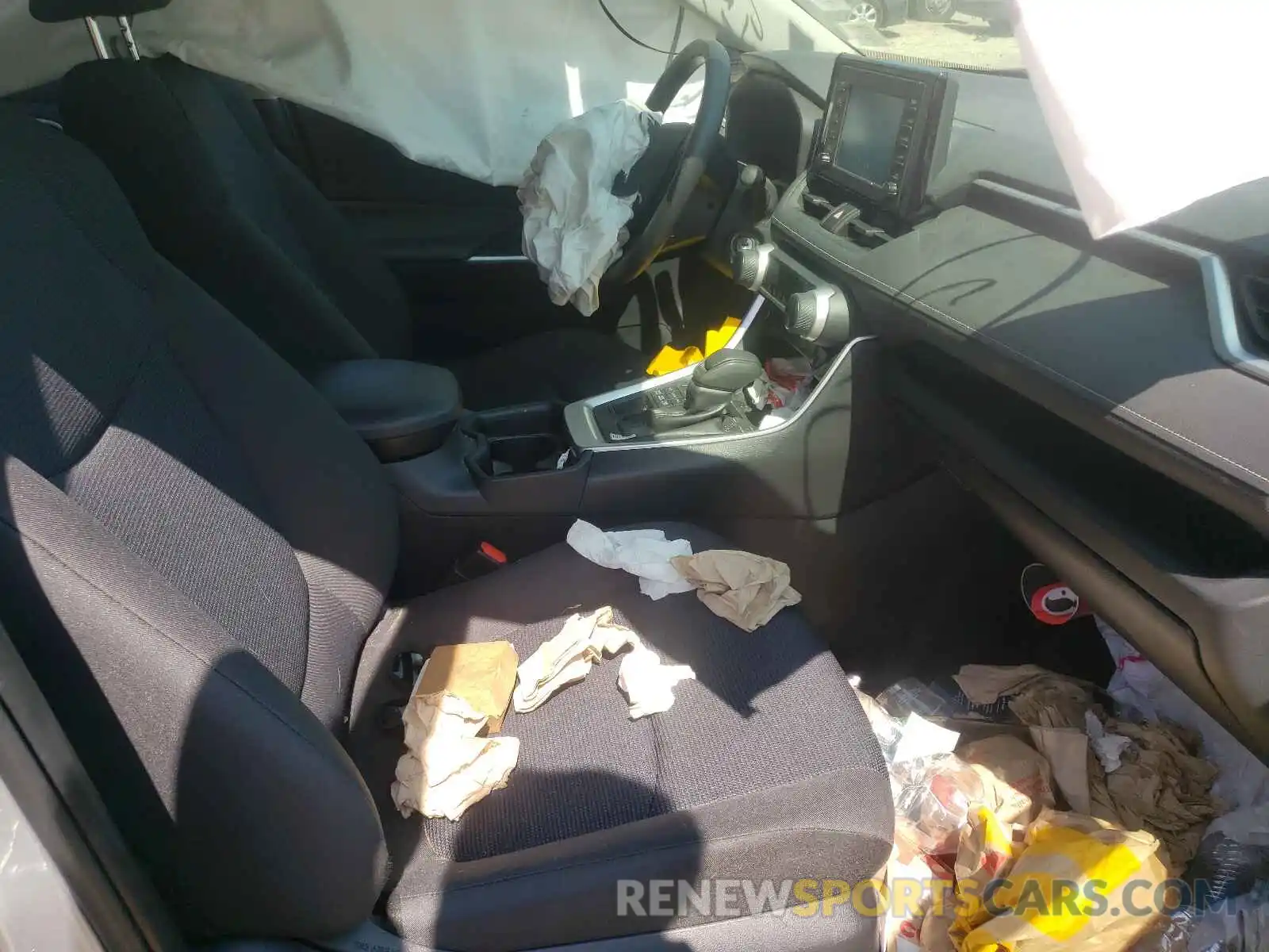 9 Photograph of a damaged car JTMF1RFV7KD047410 TOYOTA RAV4 2019