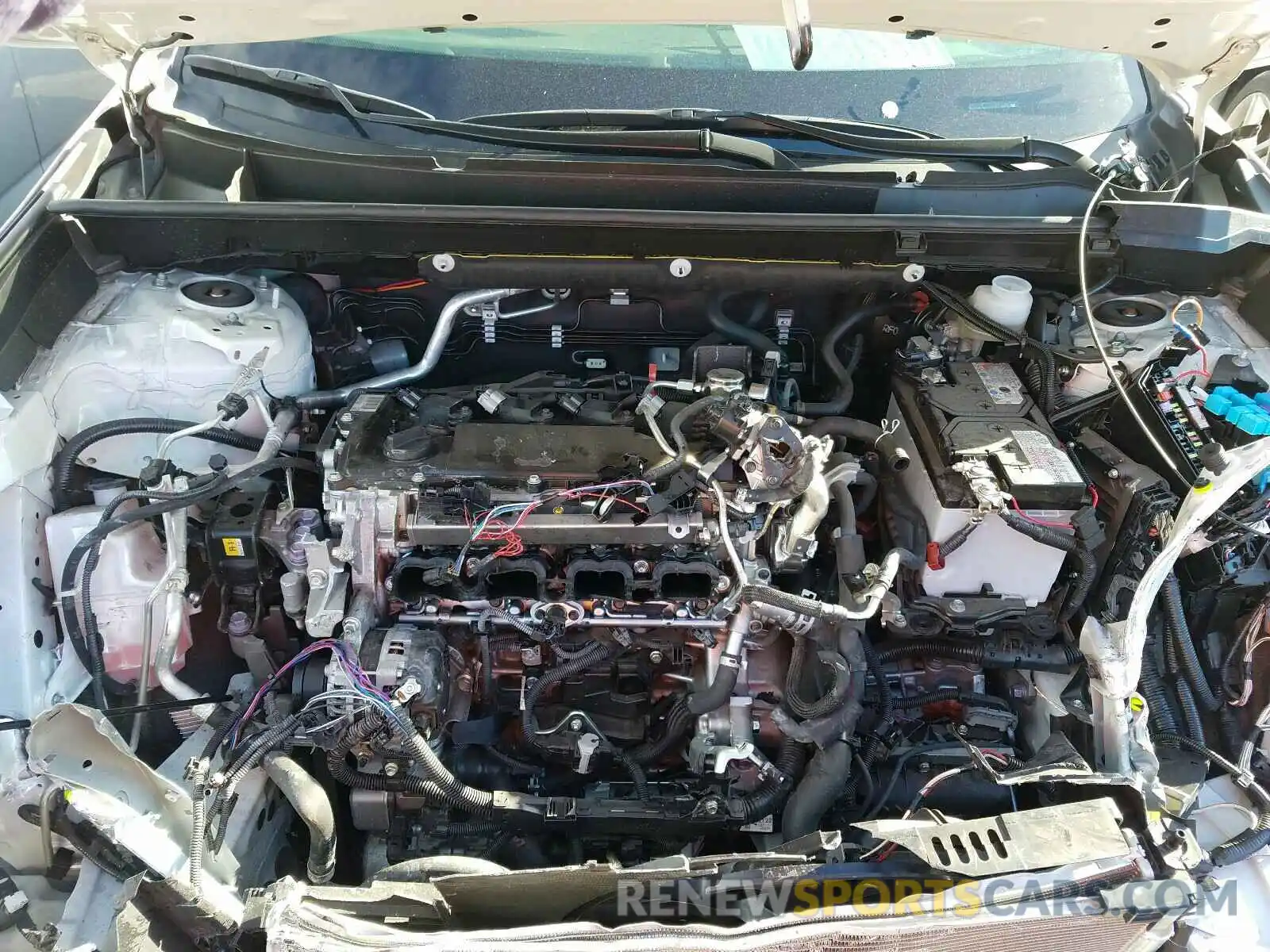7 Фотография поврежденного автомобиля JTMF1RFV7KJ011072 TOYOTA RAV4 2019