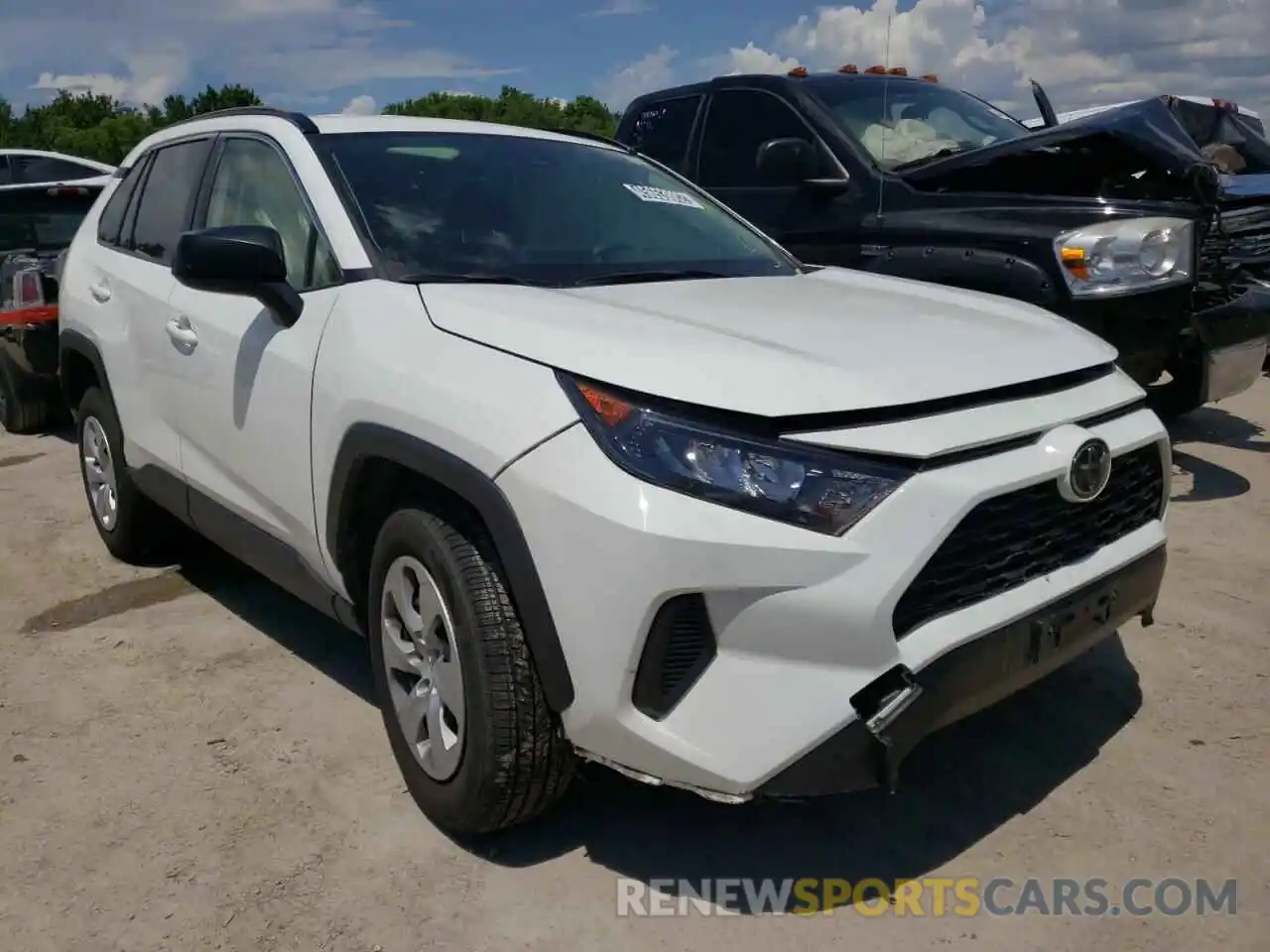 1 Photograph of a damaged car JTMF1RFV7KJ011086 TOYOTA RAV4 2019